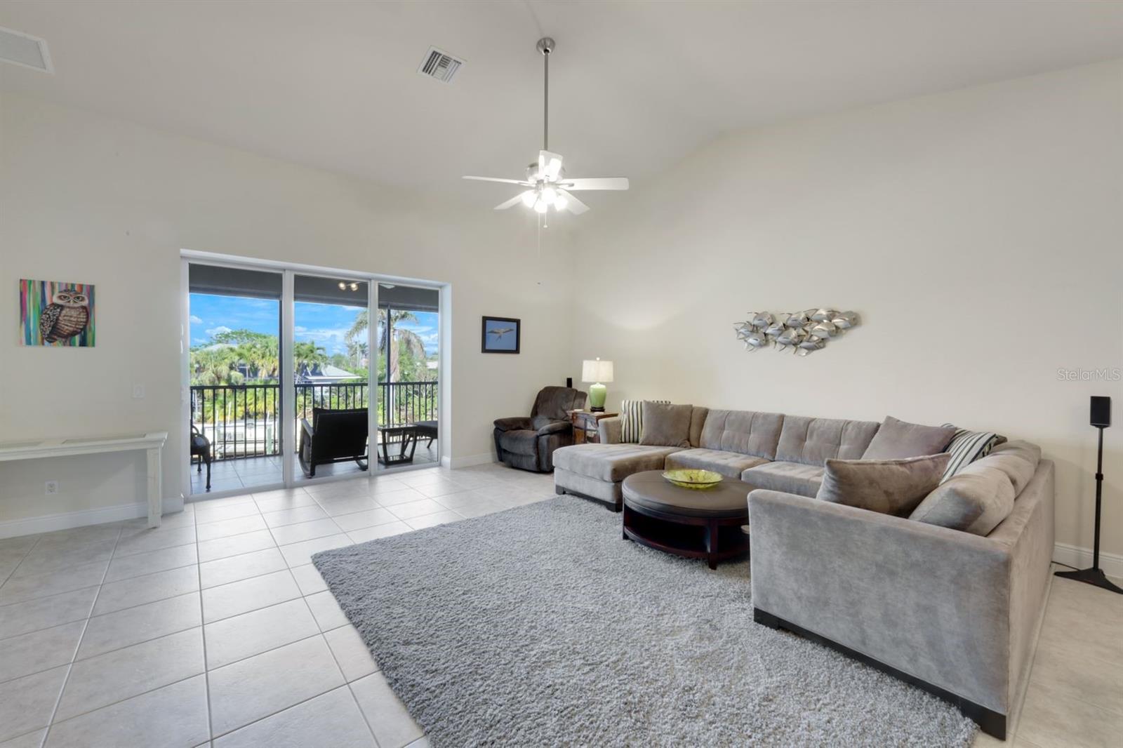 Image 6 of 35 For 403 47th Terrace  203