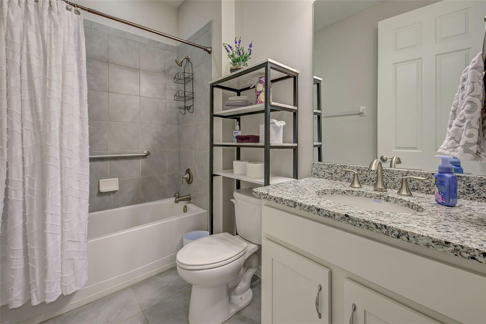 Listing photo id 11 for 11976 Blazing Star Drive