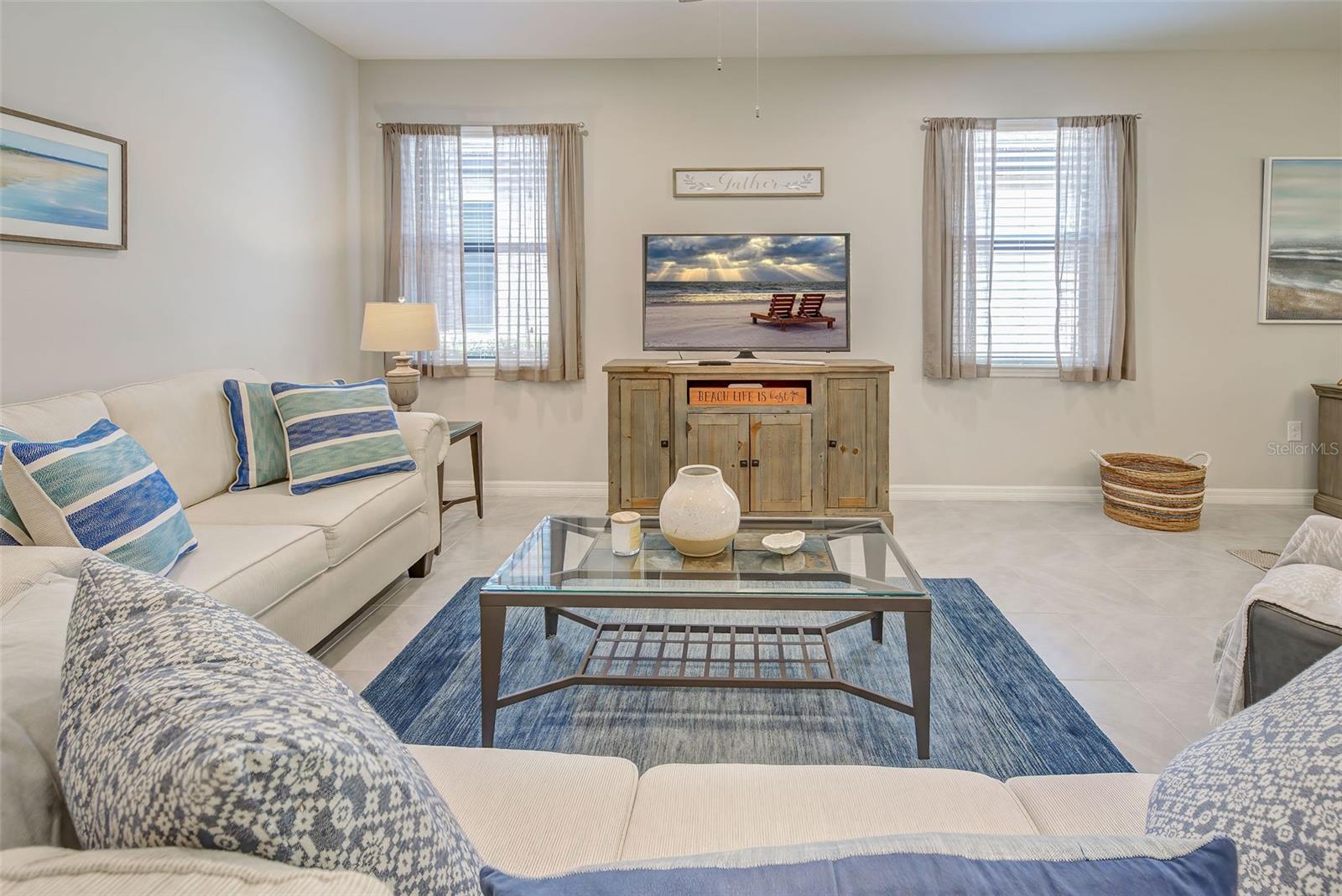 Listing photo id 21 for 11976 Blazing Star Drive