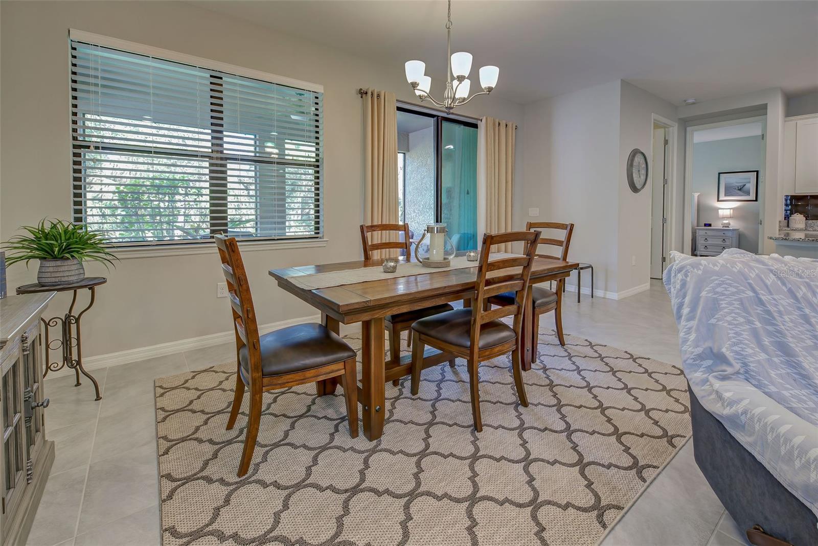 Listing photo id 23 for 11976 Blazing Star Drive