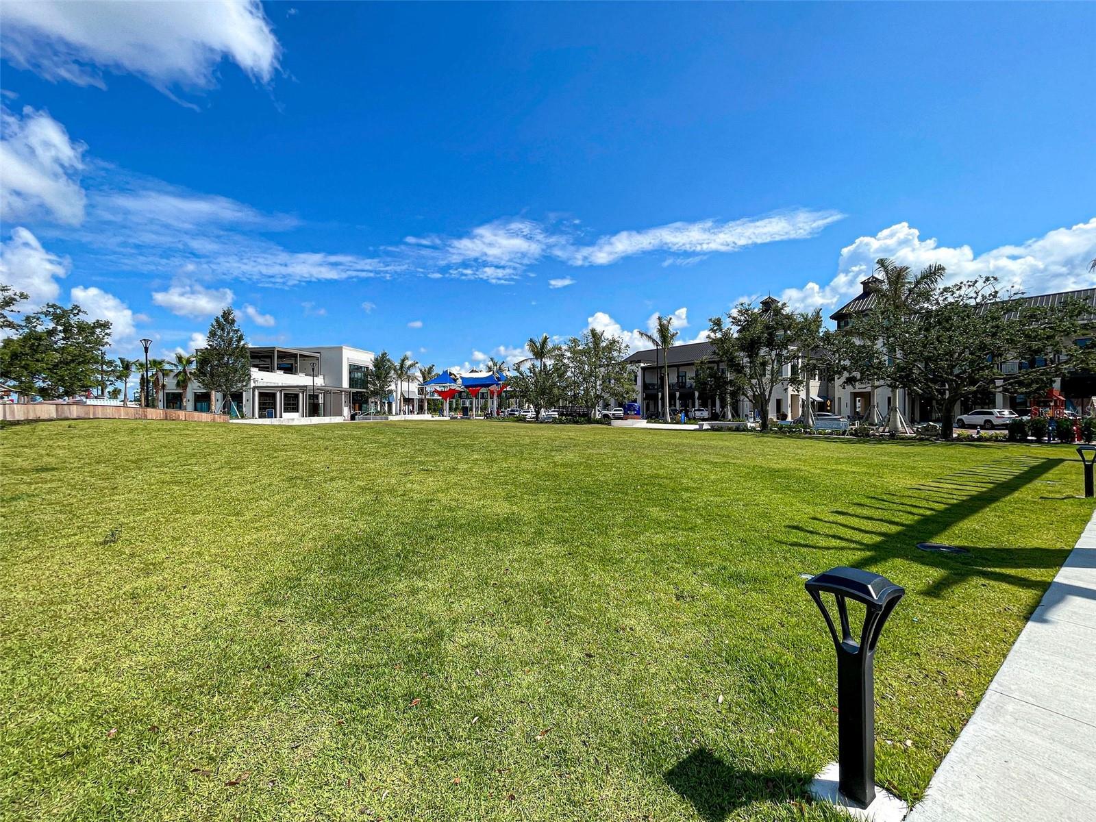 Listing photo id 81 for 11976 Blazing Star Drive