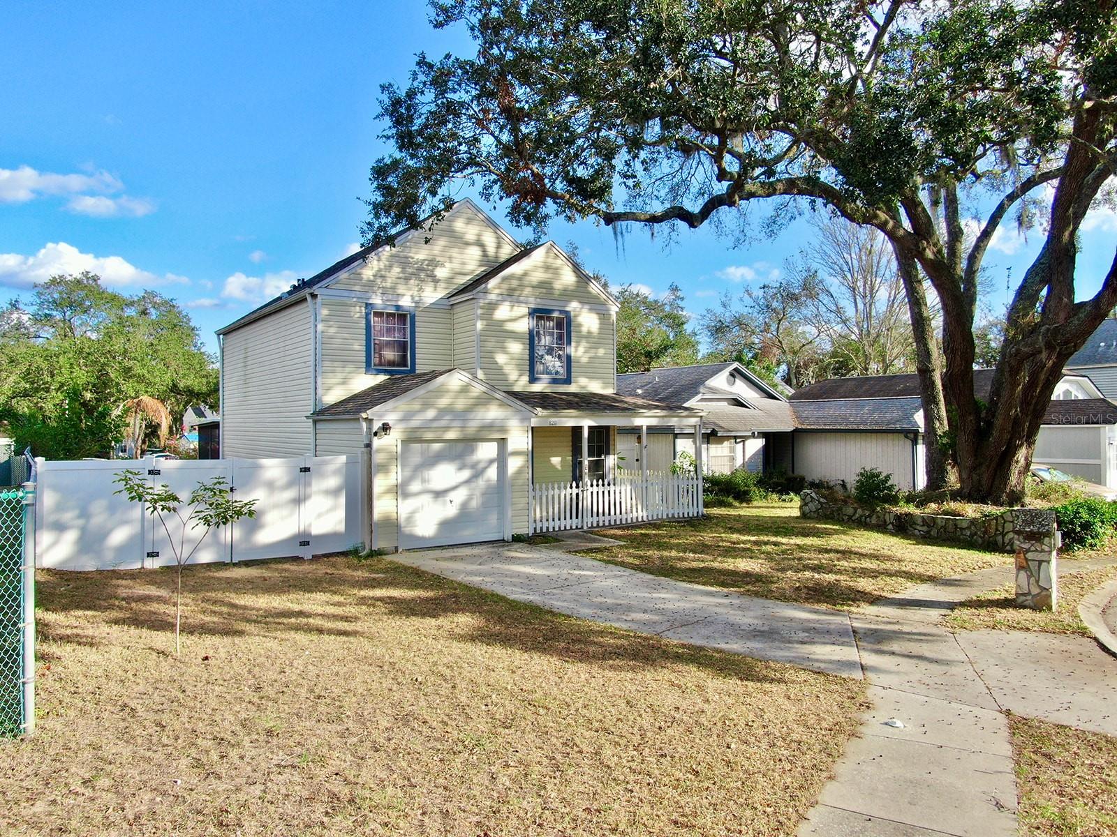 Image 9 of 31 For 8211 Volusia Place