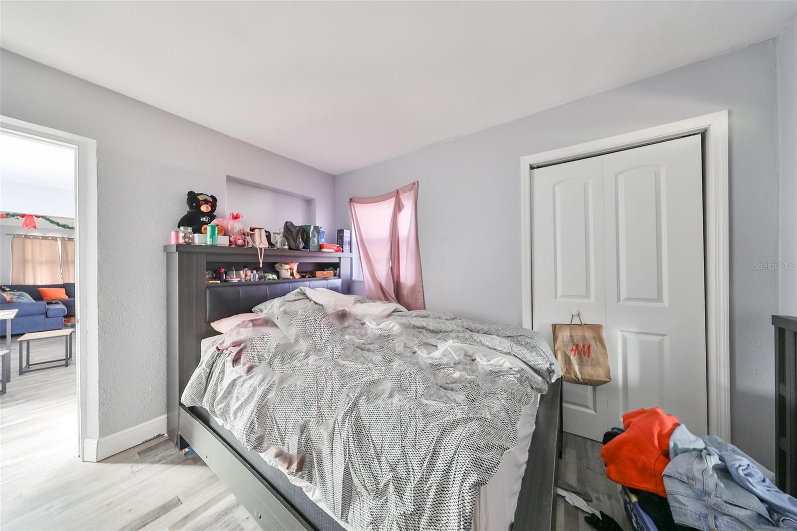 Image 8 of 15 For 5117 12th Avenue S