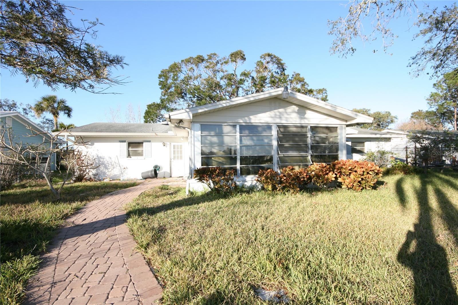 Listing photo id 44 for 4008 Dana Shores Drive