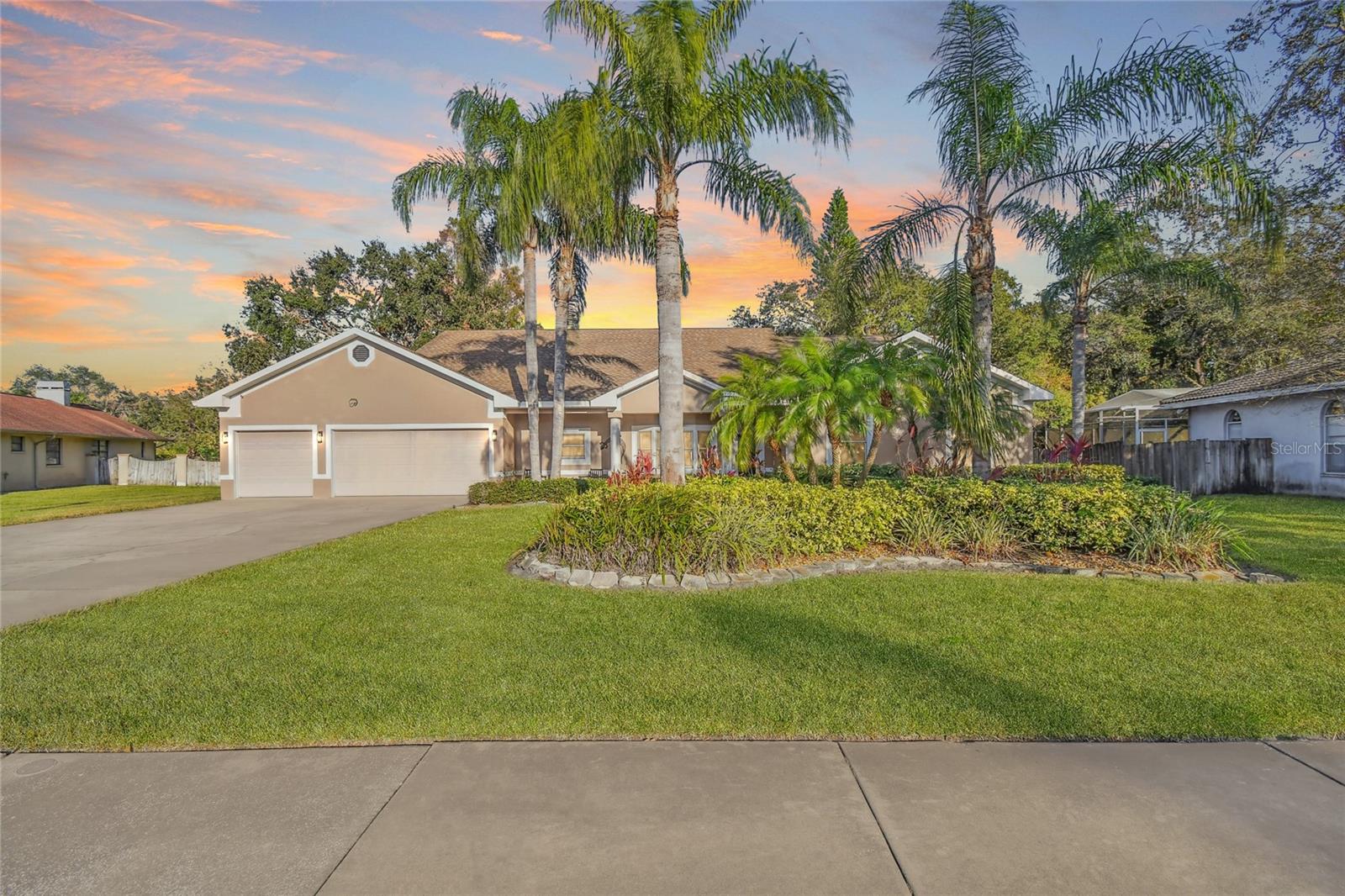 Details for 1061 Weathersfield Drive, DUNEDIN, FL 34698