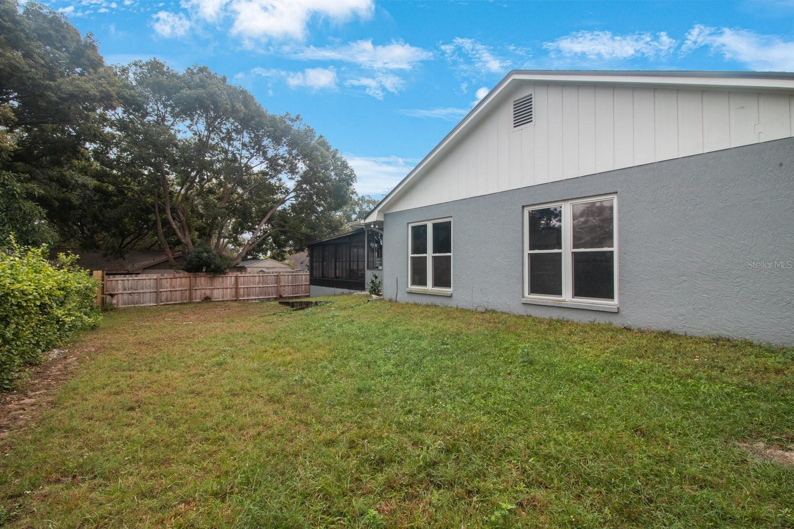 Image 54 of 62 For 1009 Black Knight Drive
