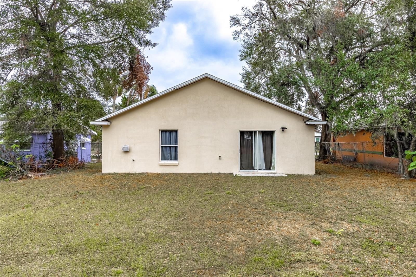 Image 24 of 28 For 785 Childs Avenue