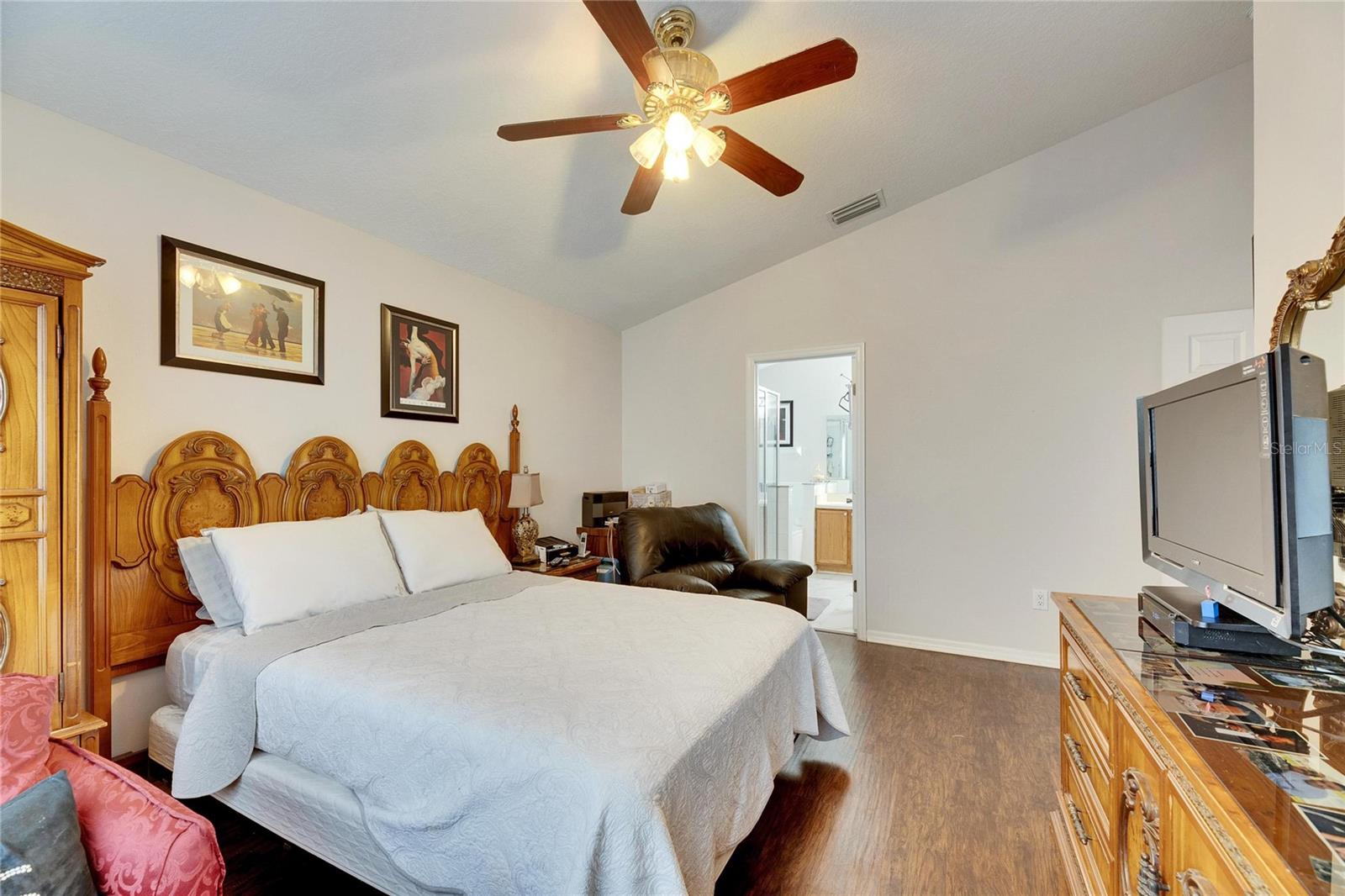 Image 34 of 53 For 31935 Brookstone Drive