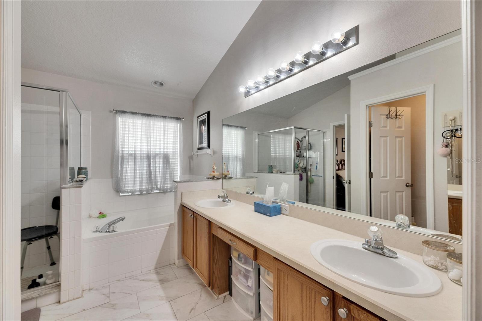 Image 37 of 53 For 31935 Brookstone Drive
