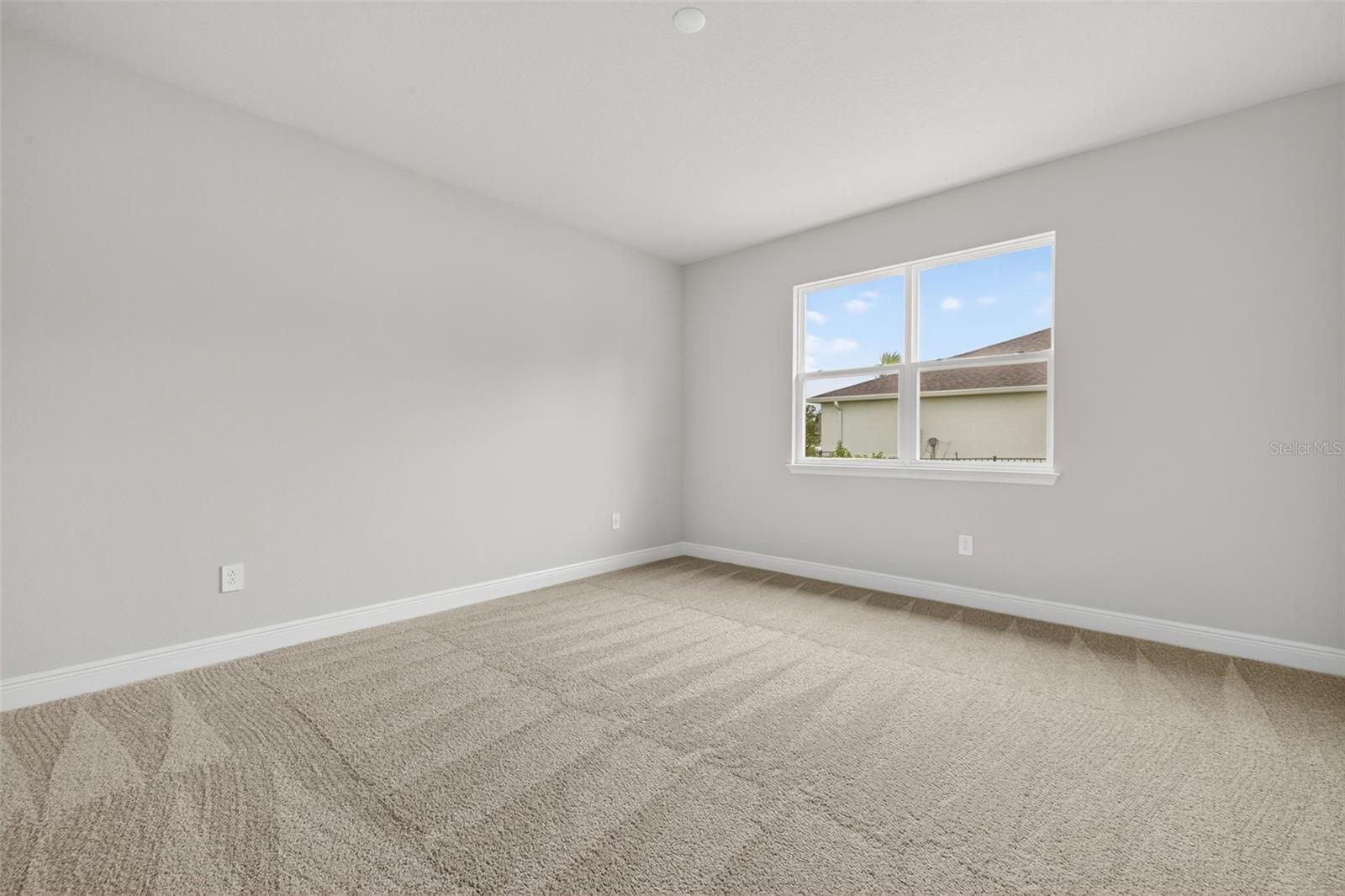 Image 16 of 41 For 12404 52nd Street E
