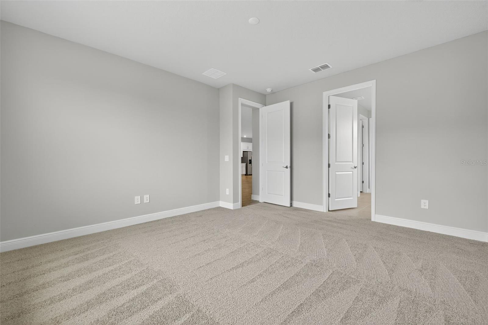 Image 18 of 41 For 12404 52nd Street E