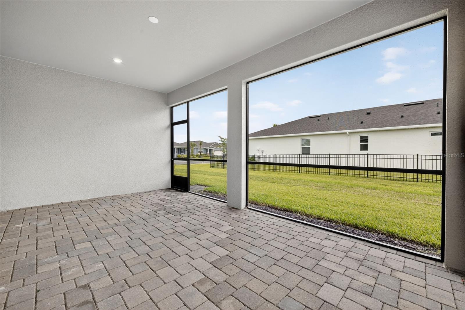 Image 30 of 41 For 12404 52nd Street E