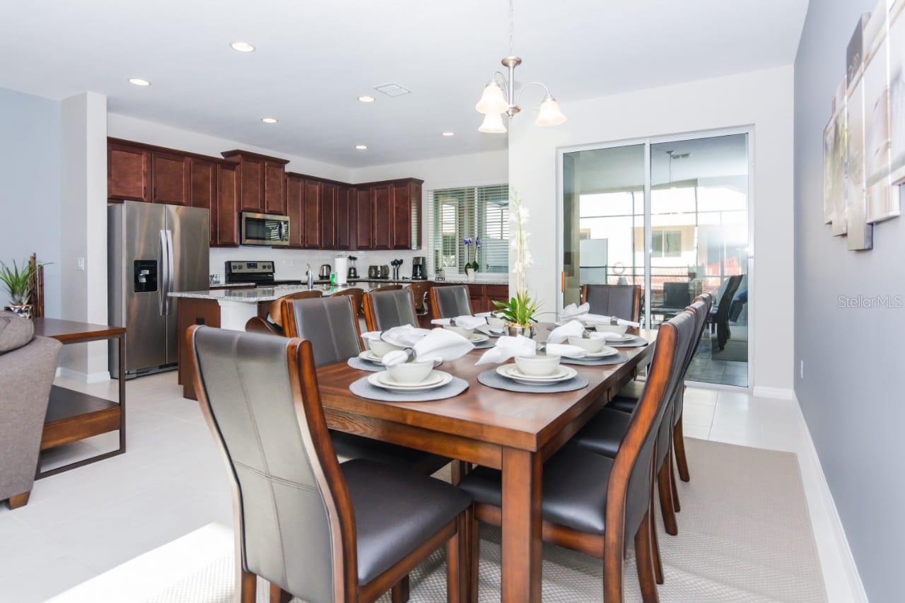 Image 3 of 21 For 1534 Carey Palm Circle