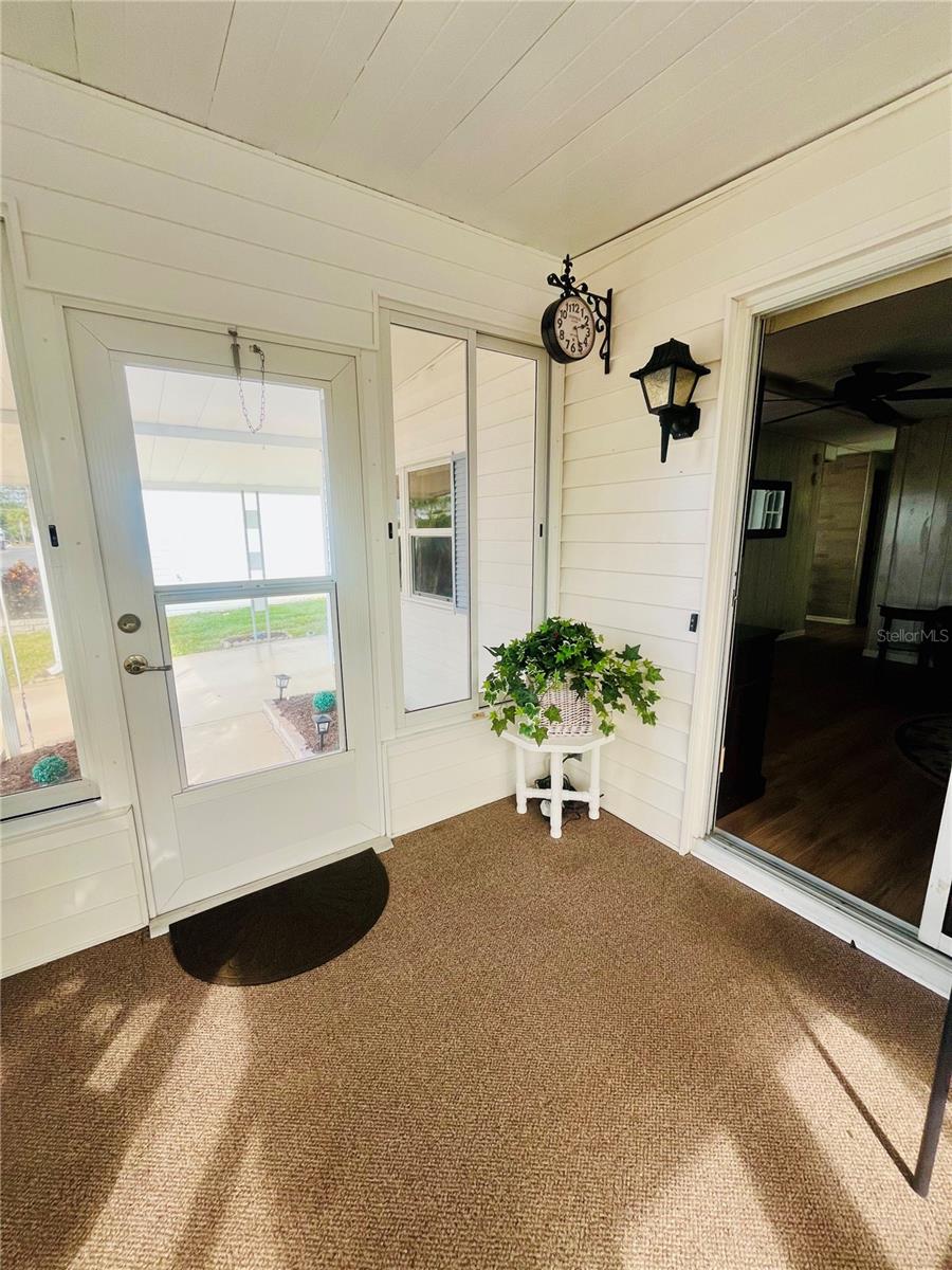 Image 3 of 21 For 61 Tanglewood Drive