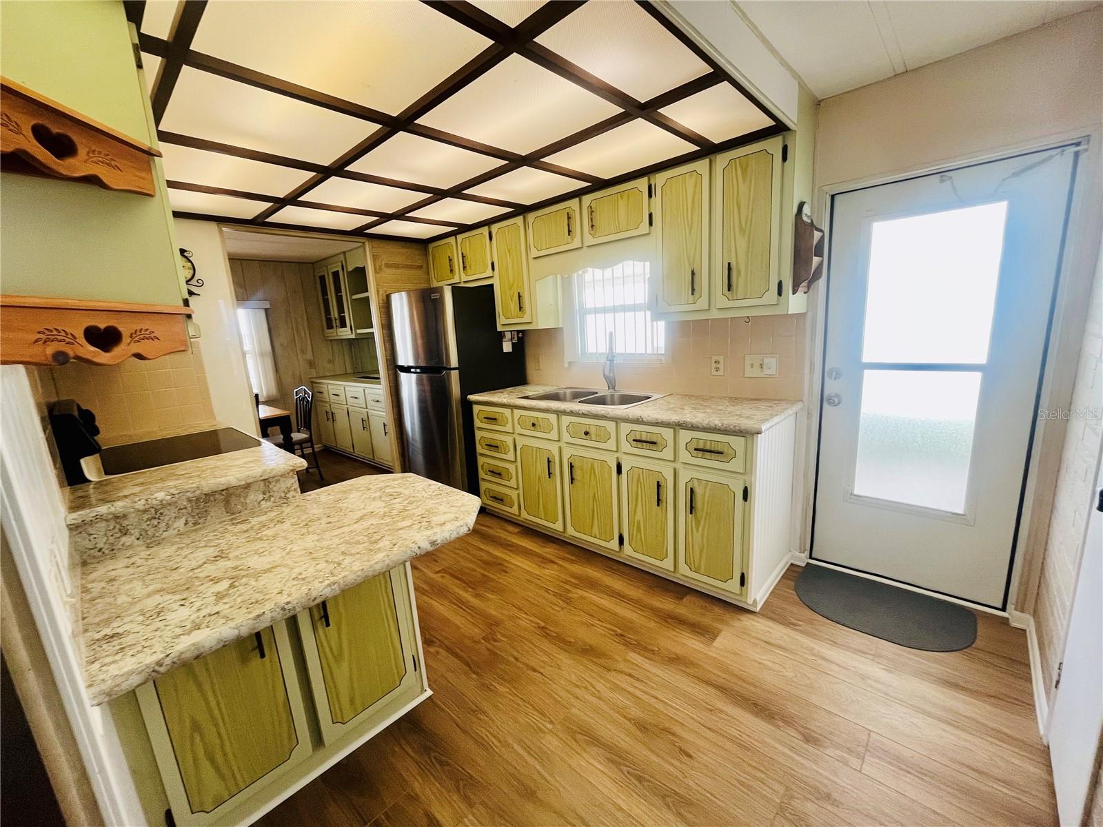 Image 4 of 21 For 61 Tanglewood Drive