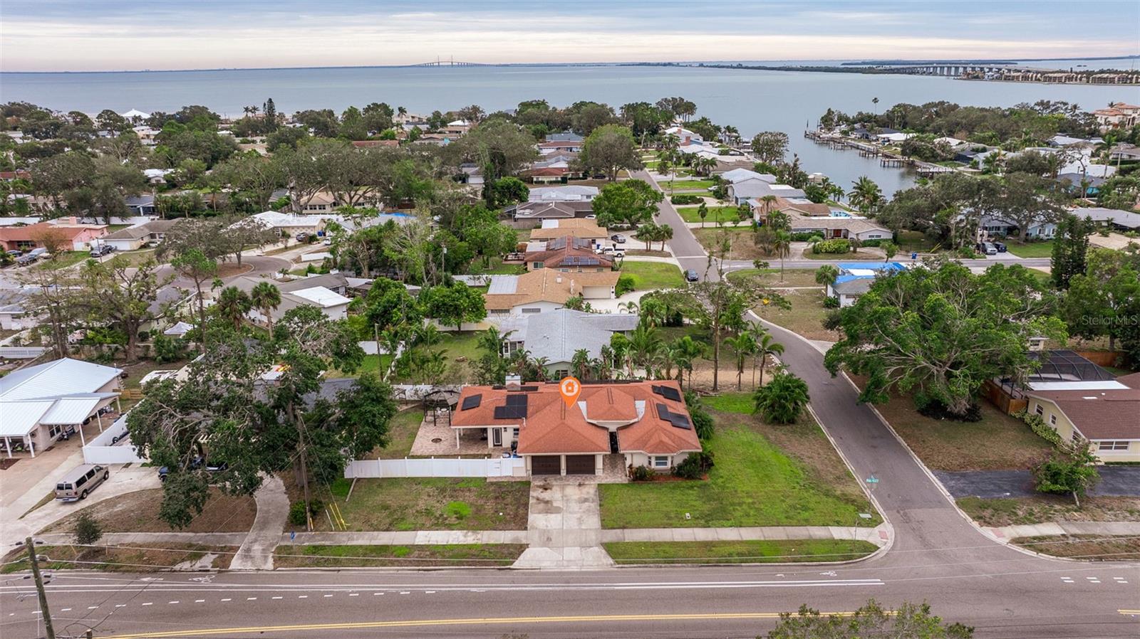 Image 39 of 47 For 2790 Pinellas Point Drive S