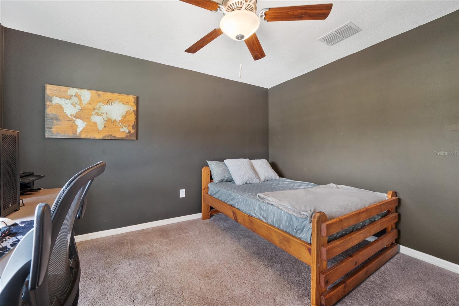 Image 21 of 31 For 5493 Blue Azure Drive