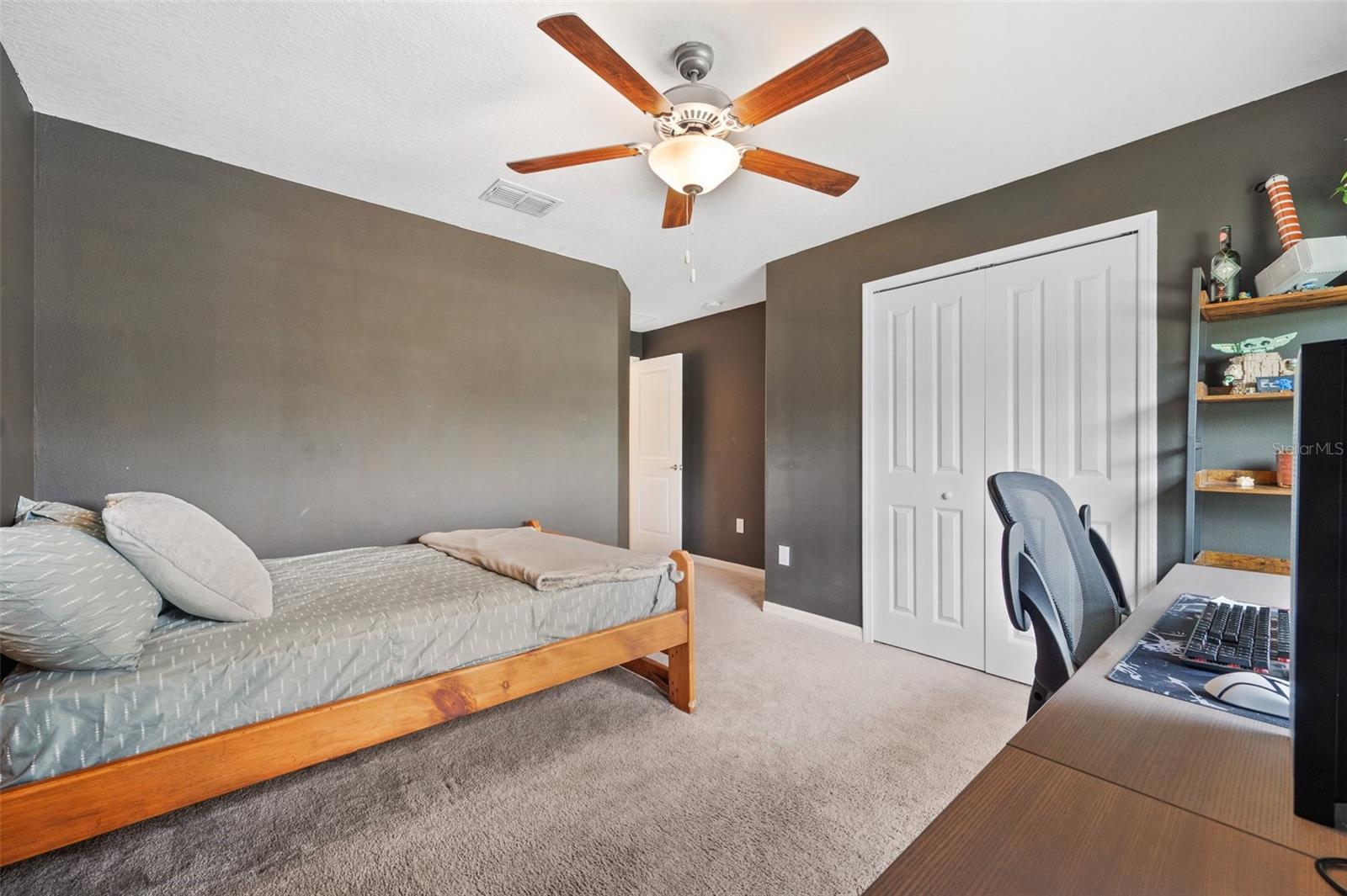 Image 22 of 31 For 5493 Blue Azure Drive