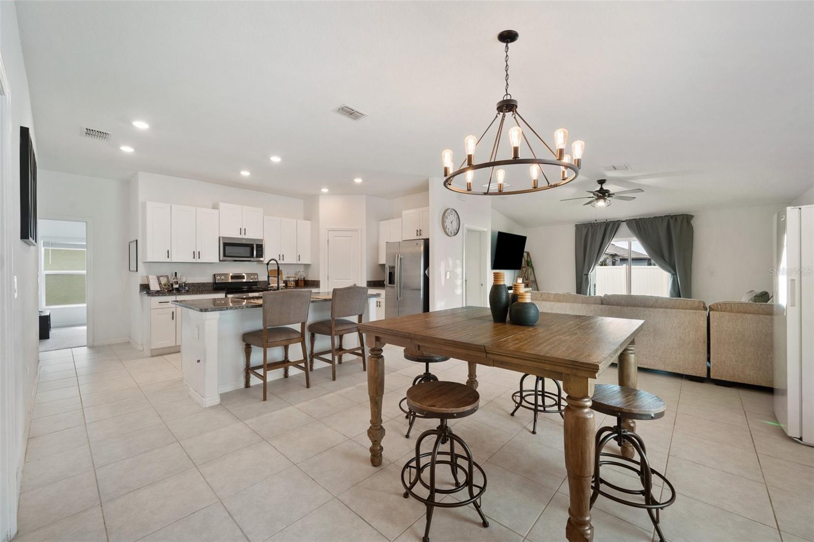 Image 6 of 31 For 5493 Blue Azure Drive