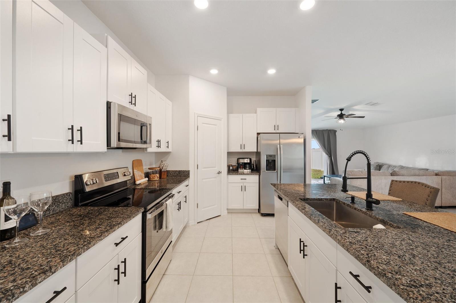 Image 8 of 31 For 5493 Blue Azure Drive