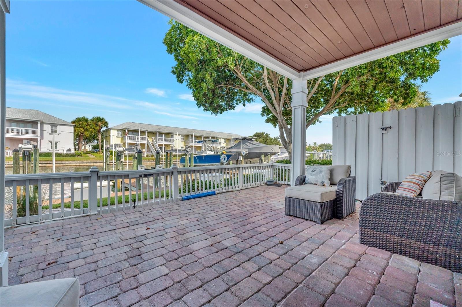 Image 19 of 44 For 4827 Coquina Key Drive Se B