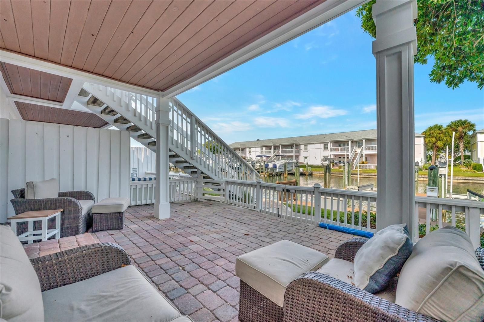 Image 2 of 44 For 4827 Coquina Key Drive Se B