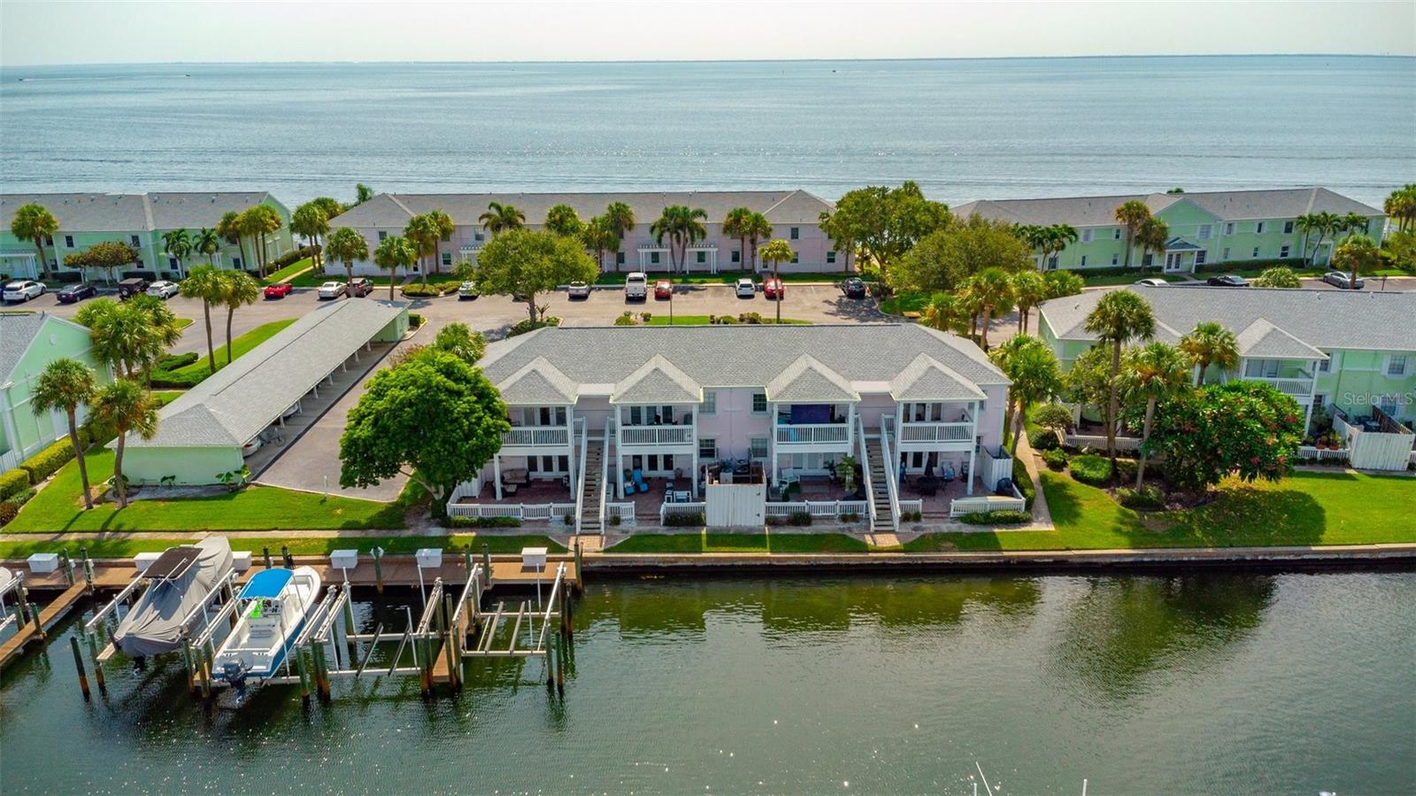 Image 36 of 44 For 4827 Coquina Key Drive Se B