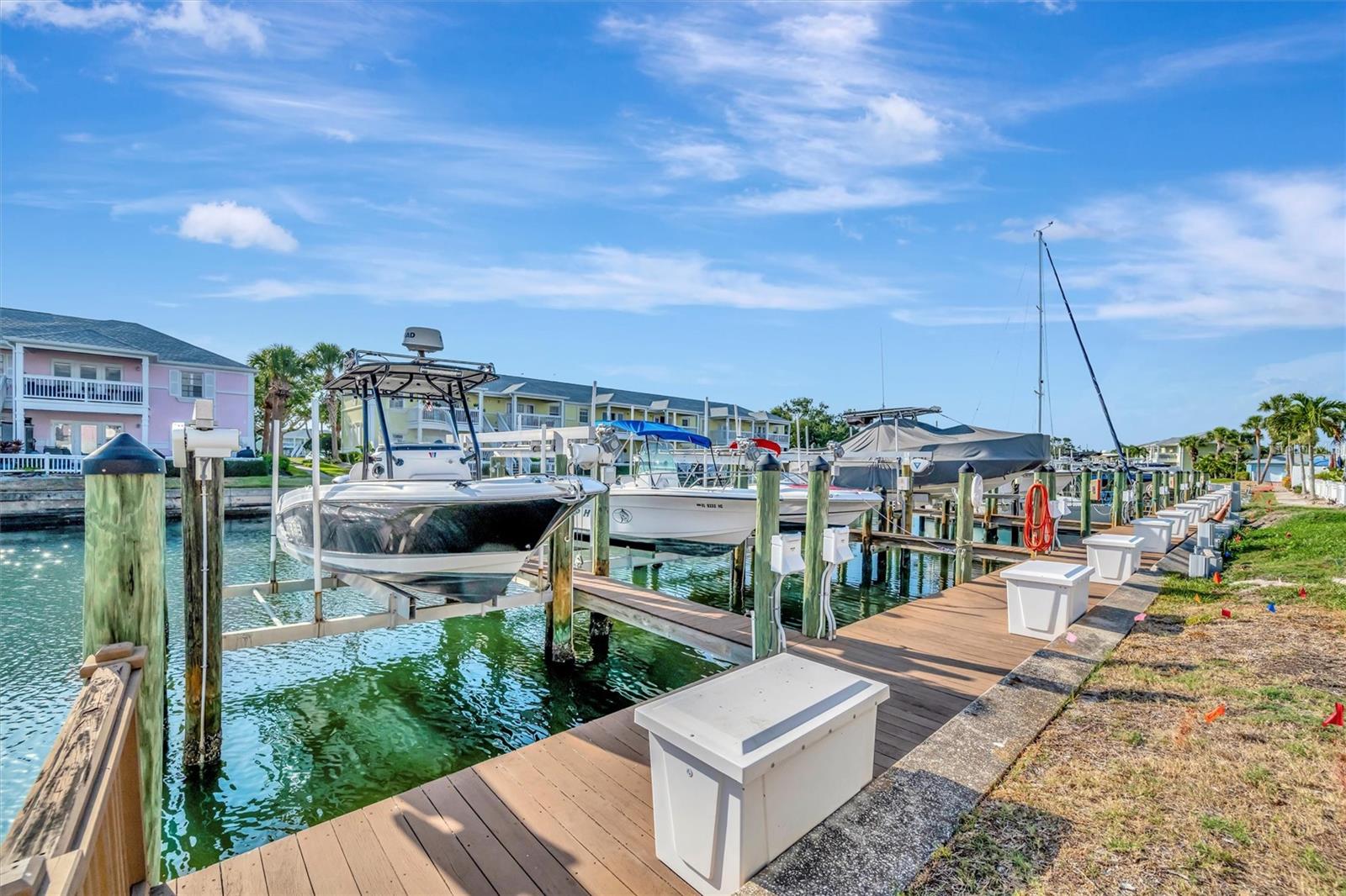 Image 53 of 54 For 4827 Coquina Key Drive Se B