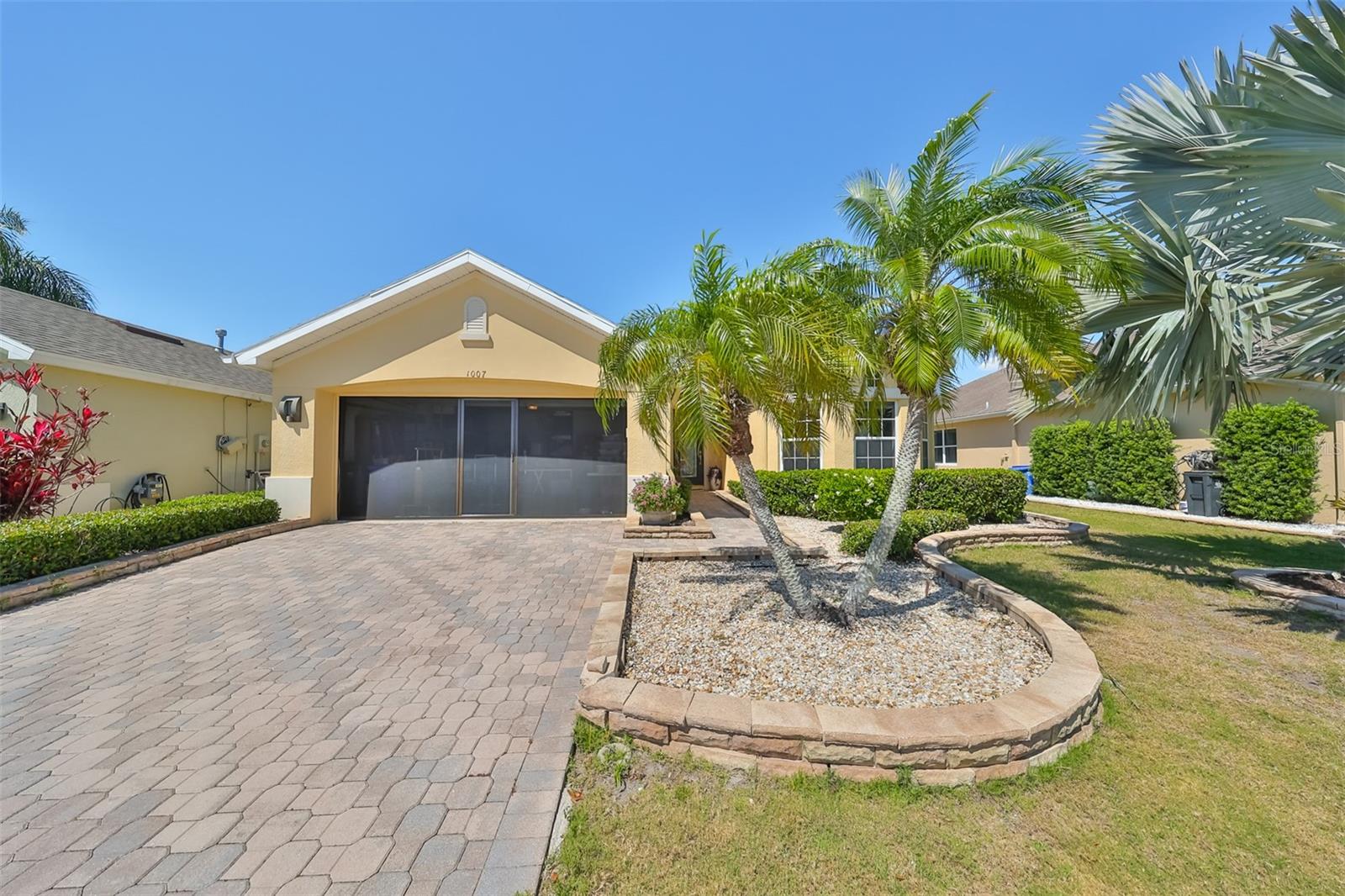 Details for 1007 Emerald Dunes Drive, SUN CITY CENTER, FL 33573