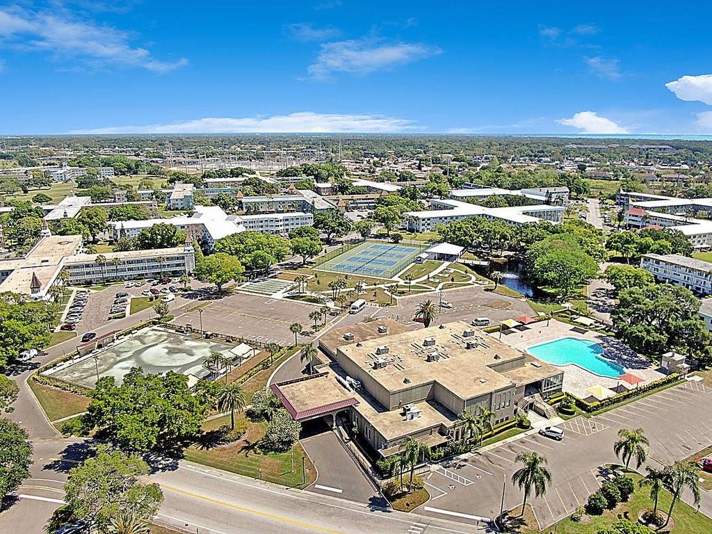 Image 35 of 46 For 2434 Australia Way E 42