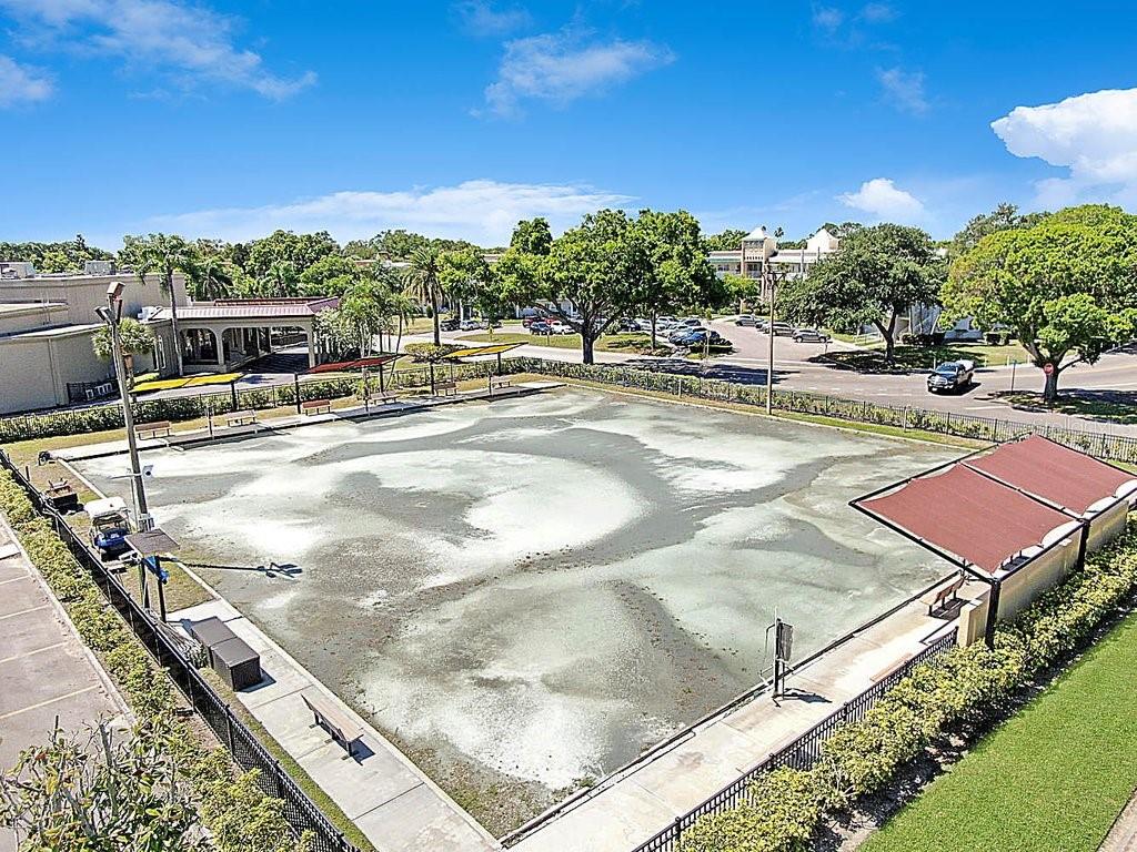 Image 41 of 46 For 2434 Australia Way E 42