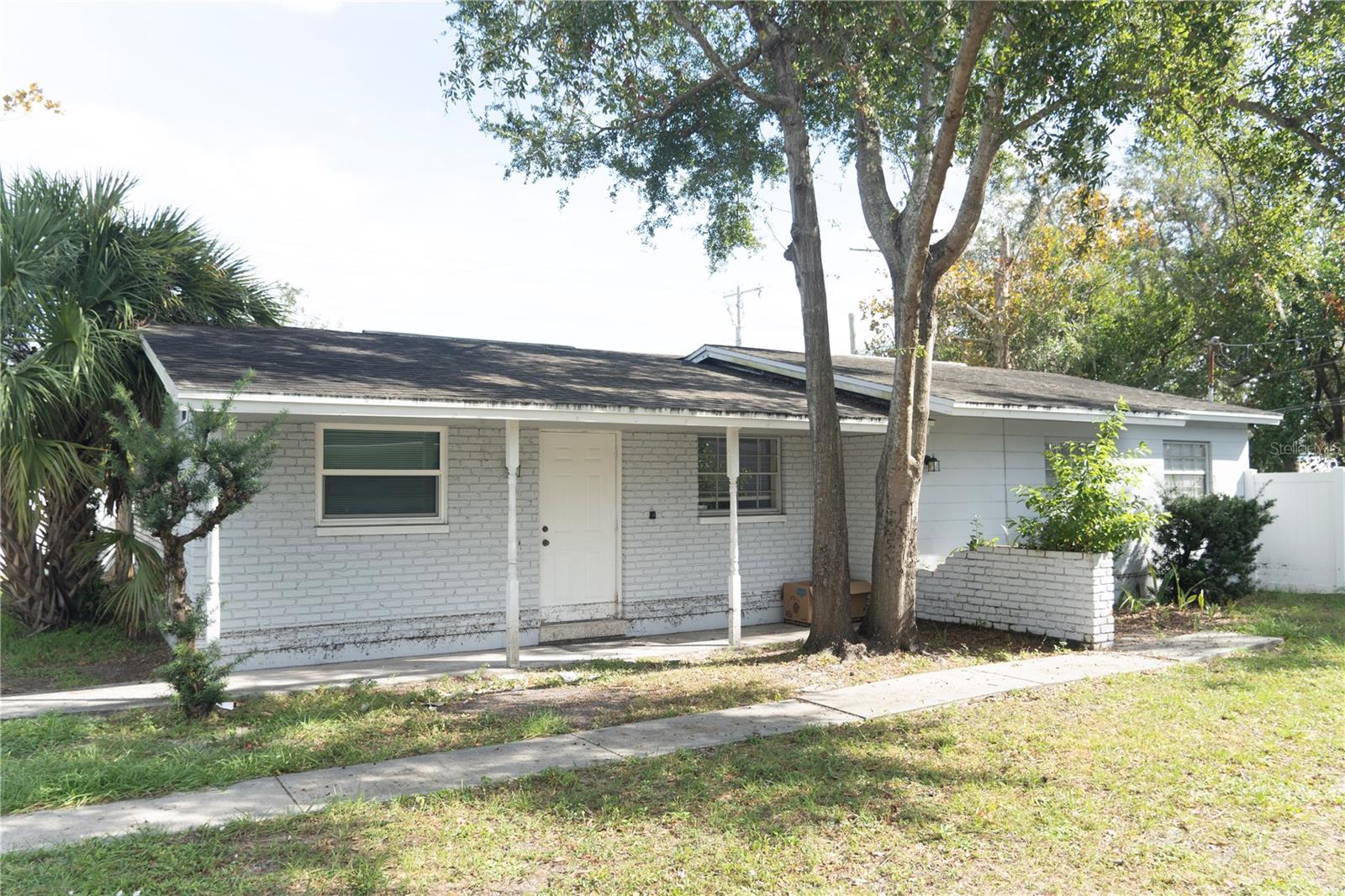 Details for 1409 College Park Lane, TAMPA, FL 33612