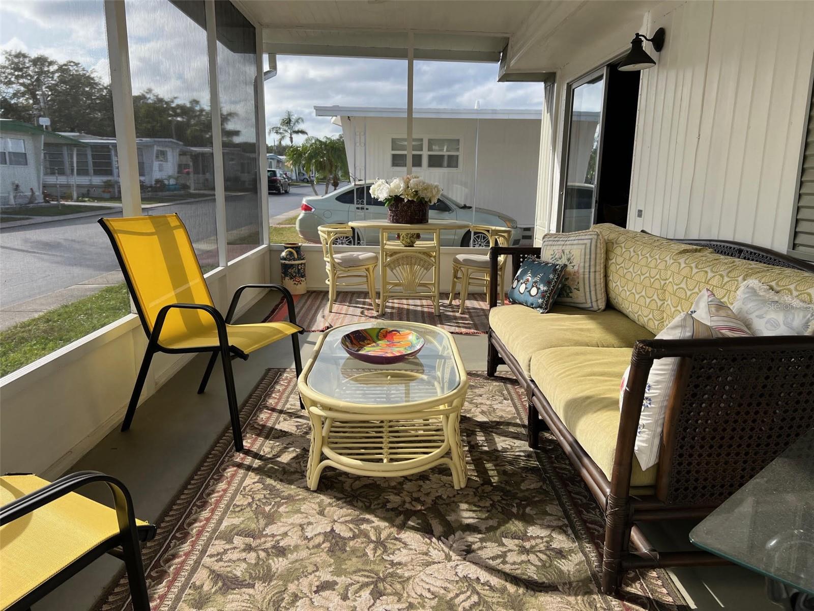 Image 16 of 31 For 12651 Seminole Boulevard 15b