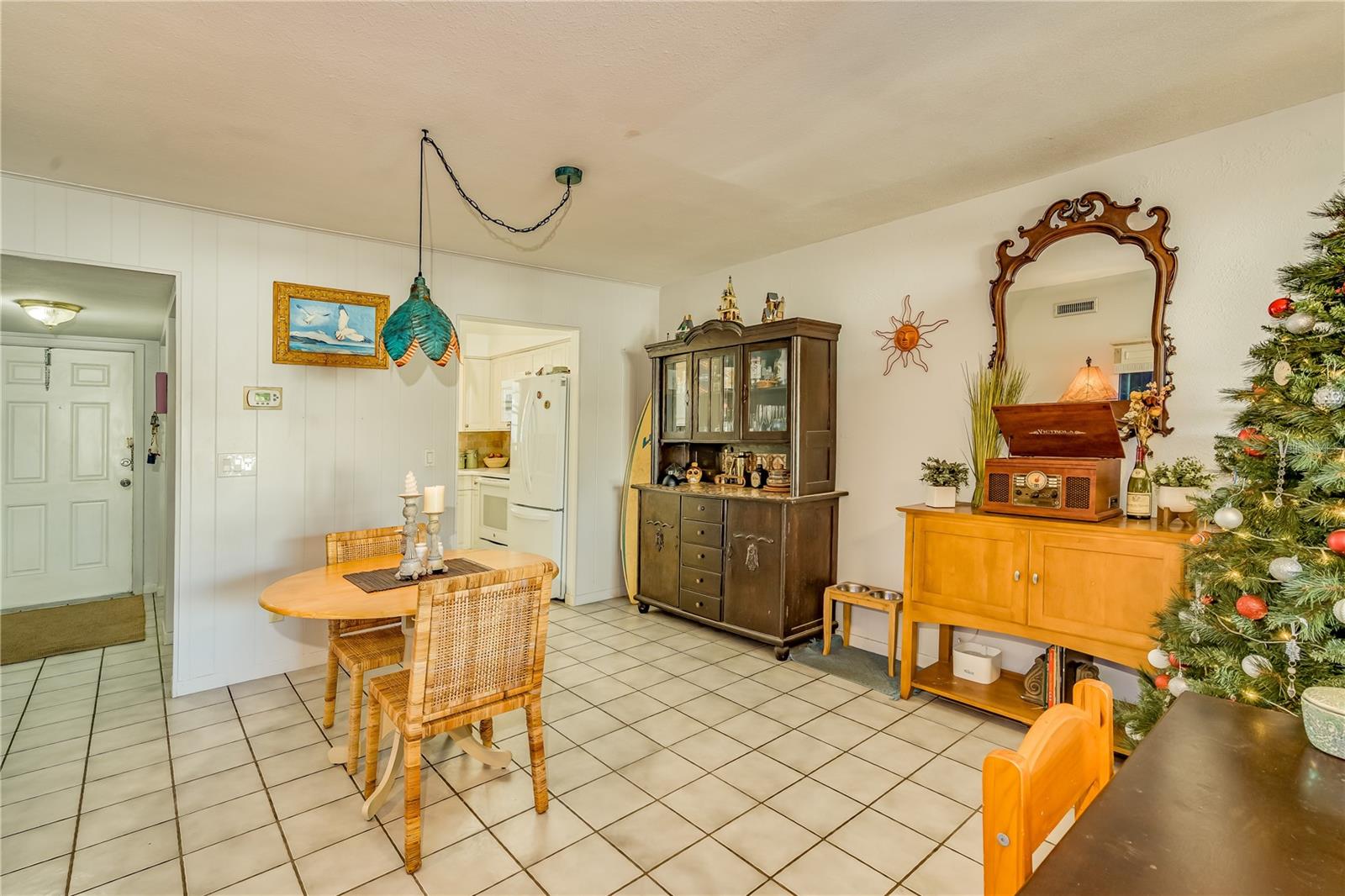 Image 62 of 71 For 3717 46th Avenue S 6