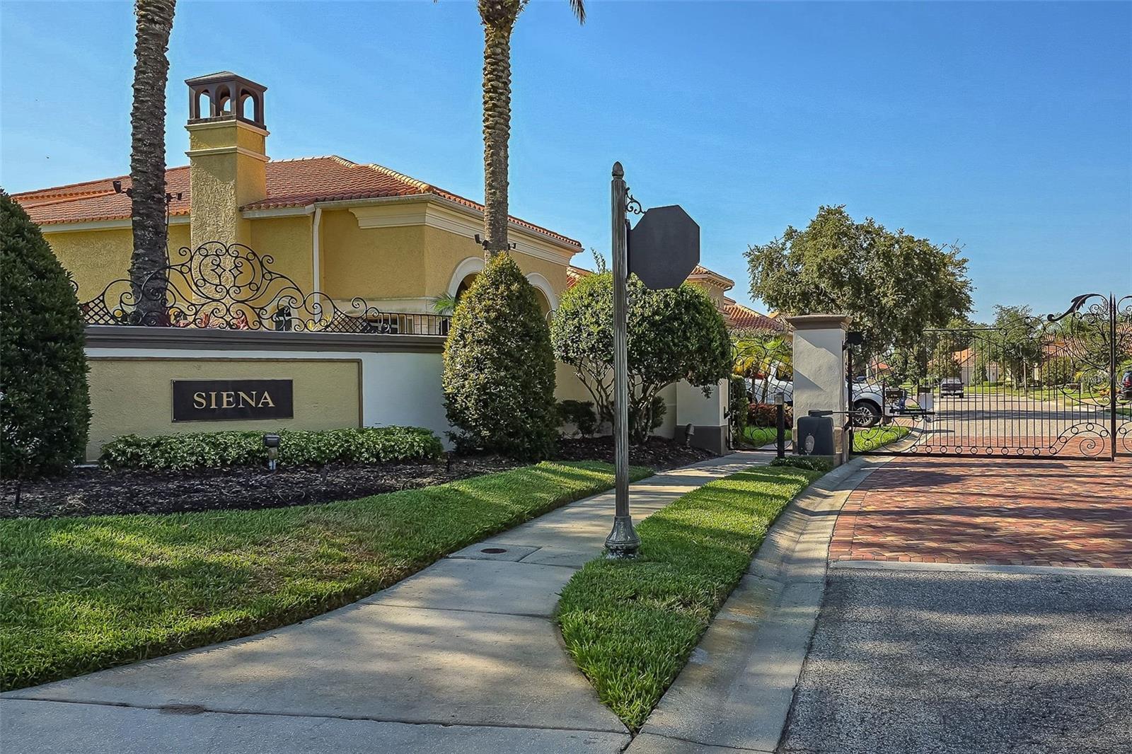 Image 21 of 26 For 10639 Ruffino Court