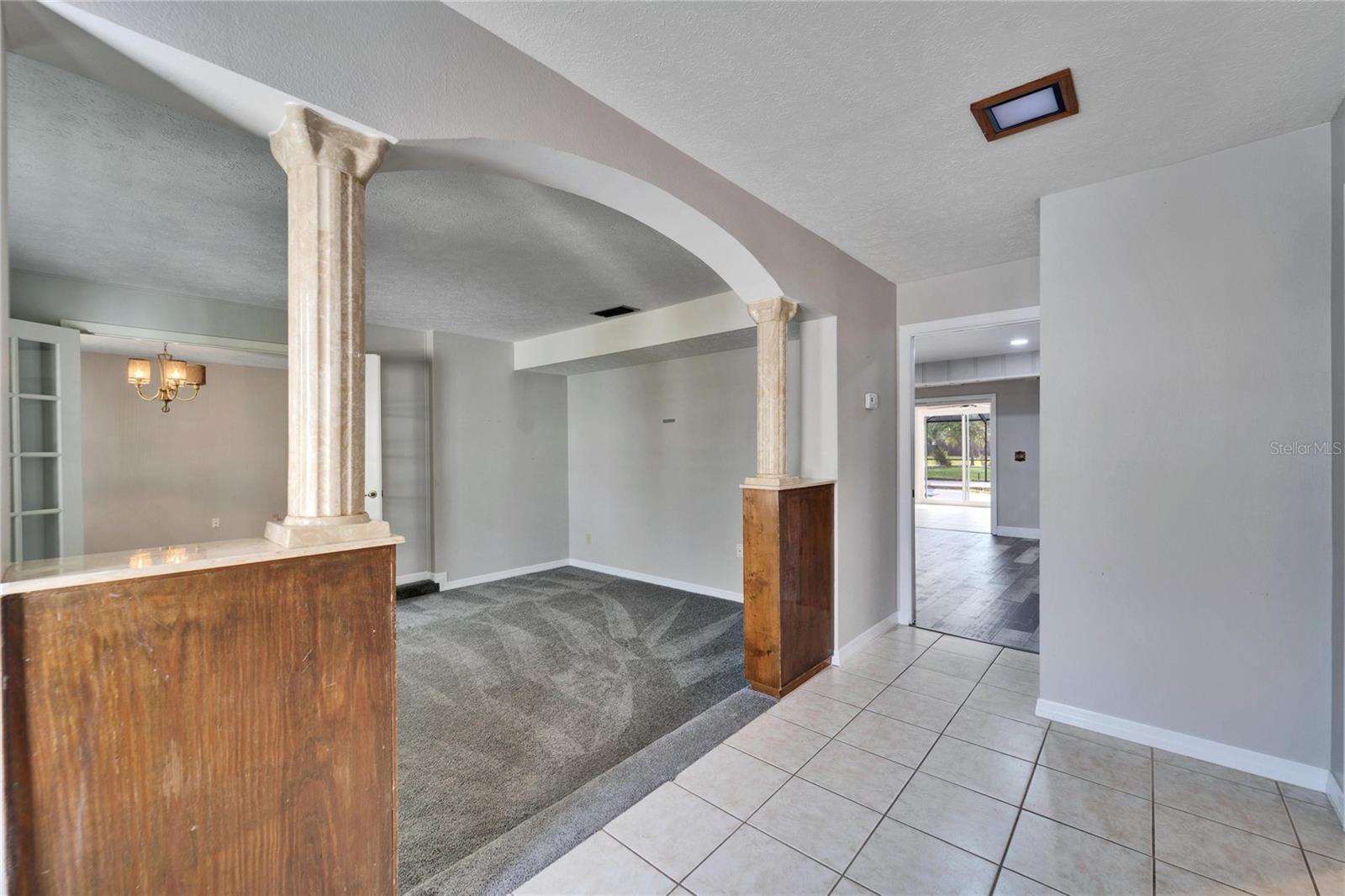 Listing photo id 15 for 11303 Leprechaun Drive