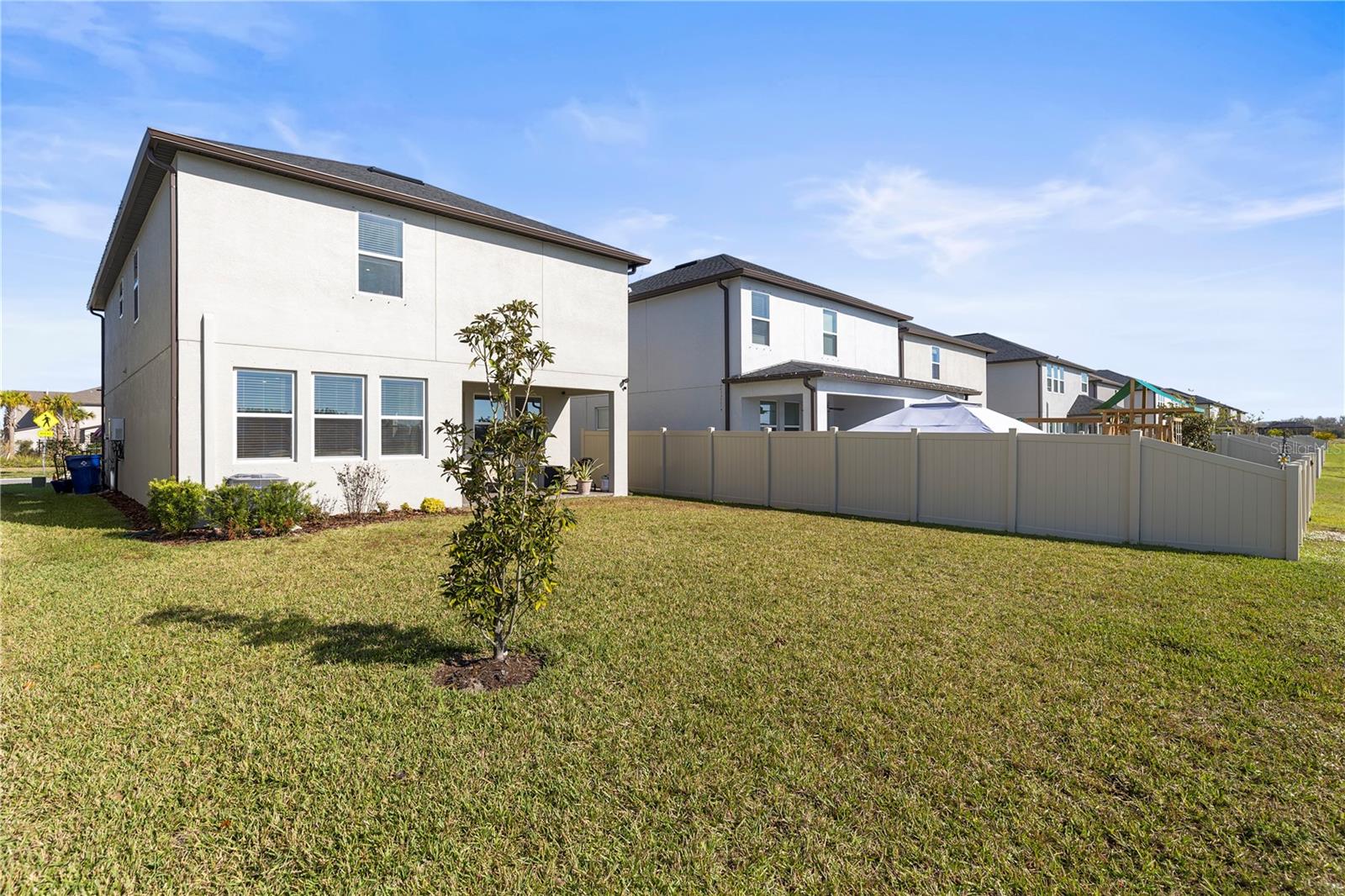 Listing photo id 37 for 8280 Rolling Tides Drive