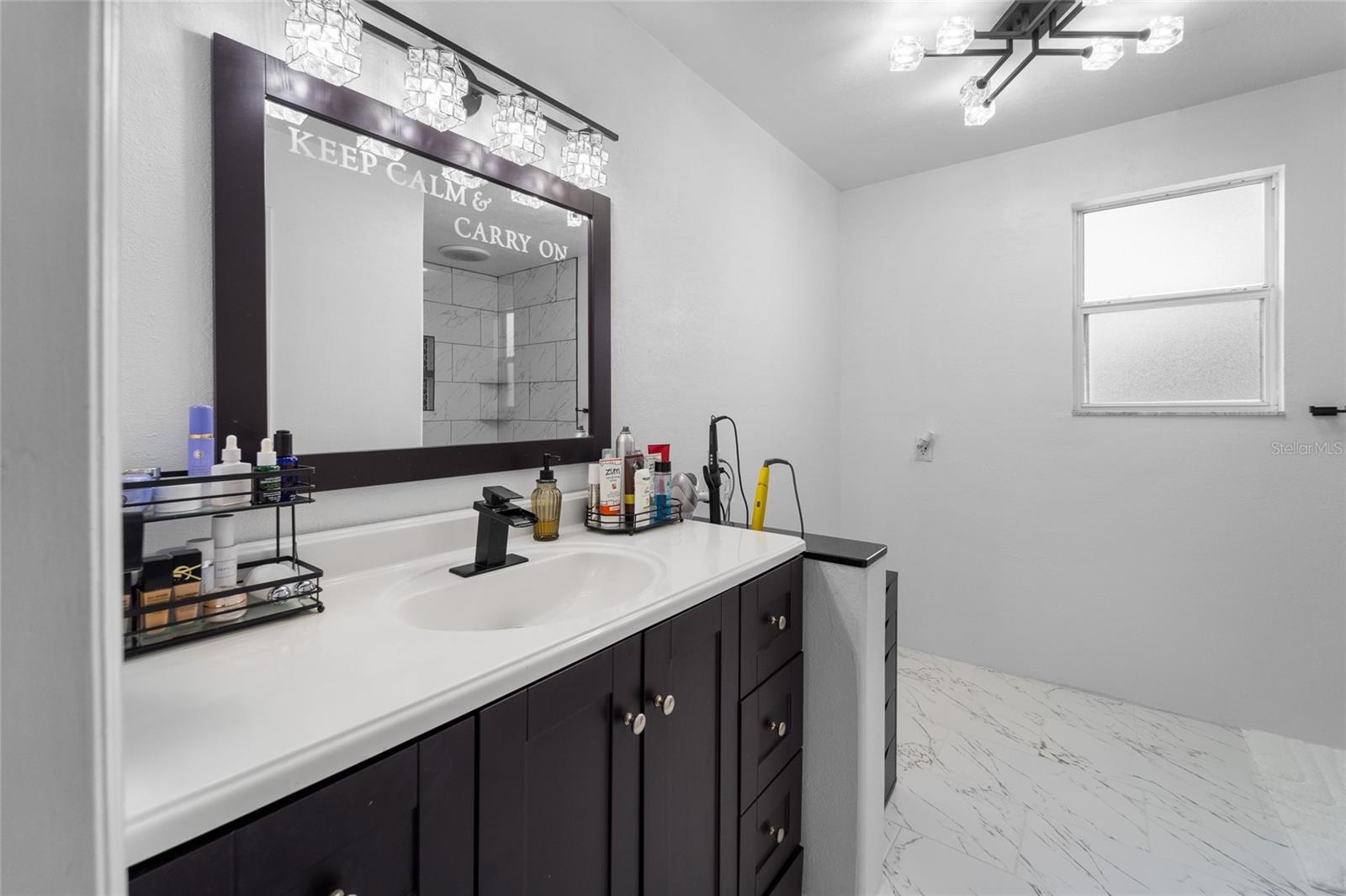 Listing photo id 24 for 4220 19th Street N