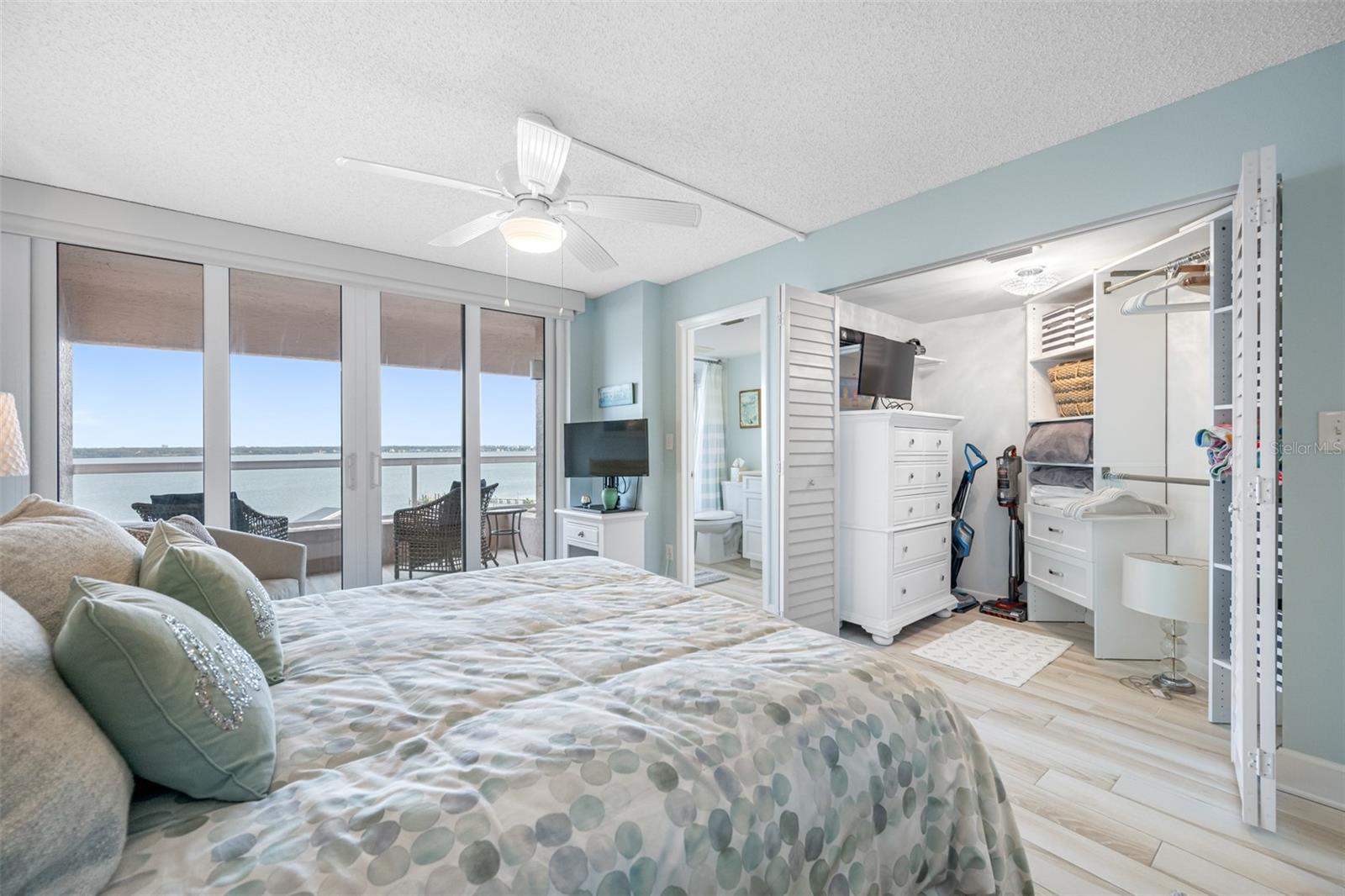 Image 51 of 99 For 1310 Gulf Boulevard 9d