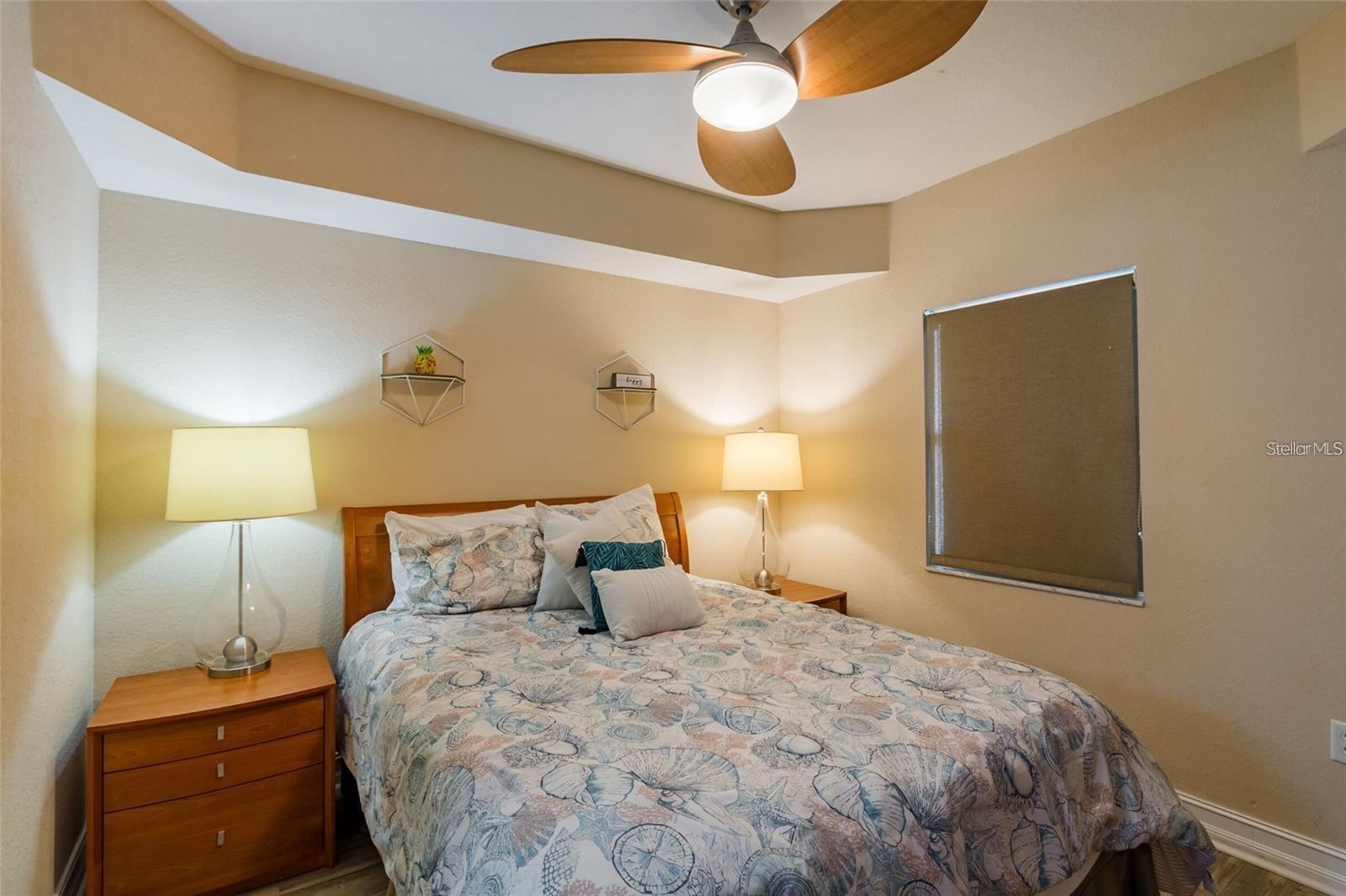 Image 23 of 25 For 11605 Gulf Boulevard 307
