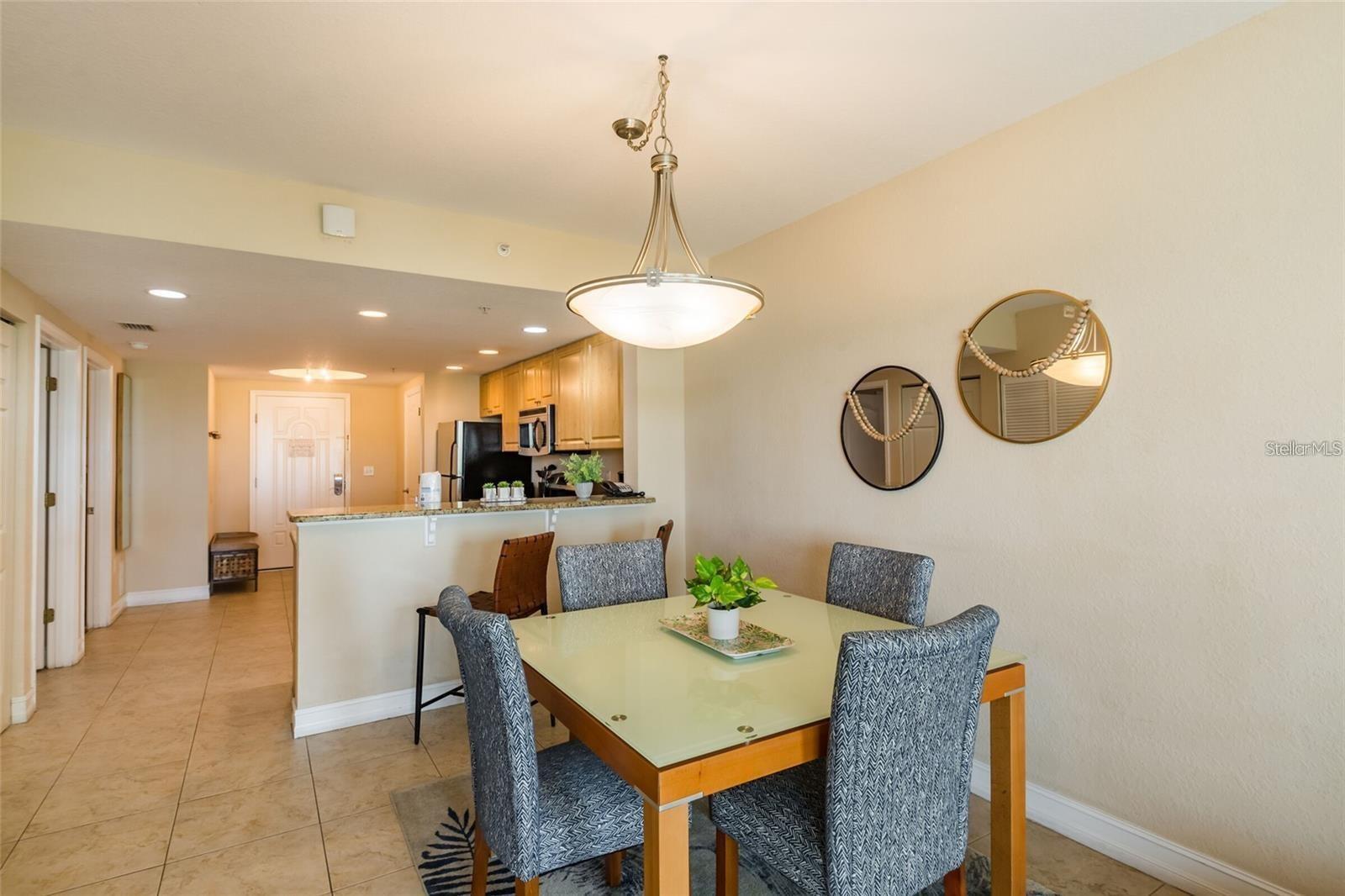 Image 5 of 25 For 11605 Gulf Boulevard 307