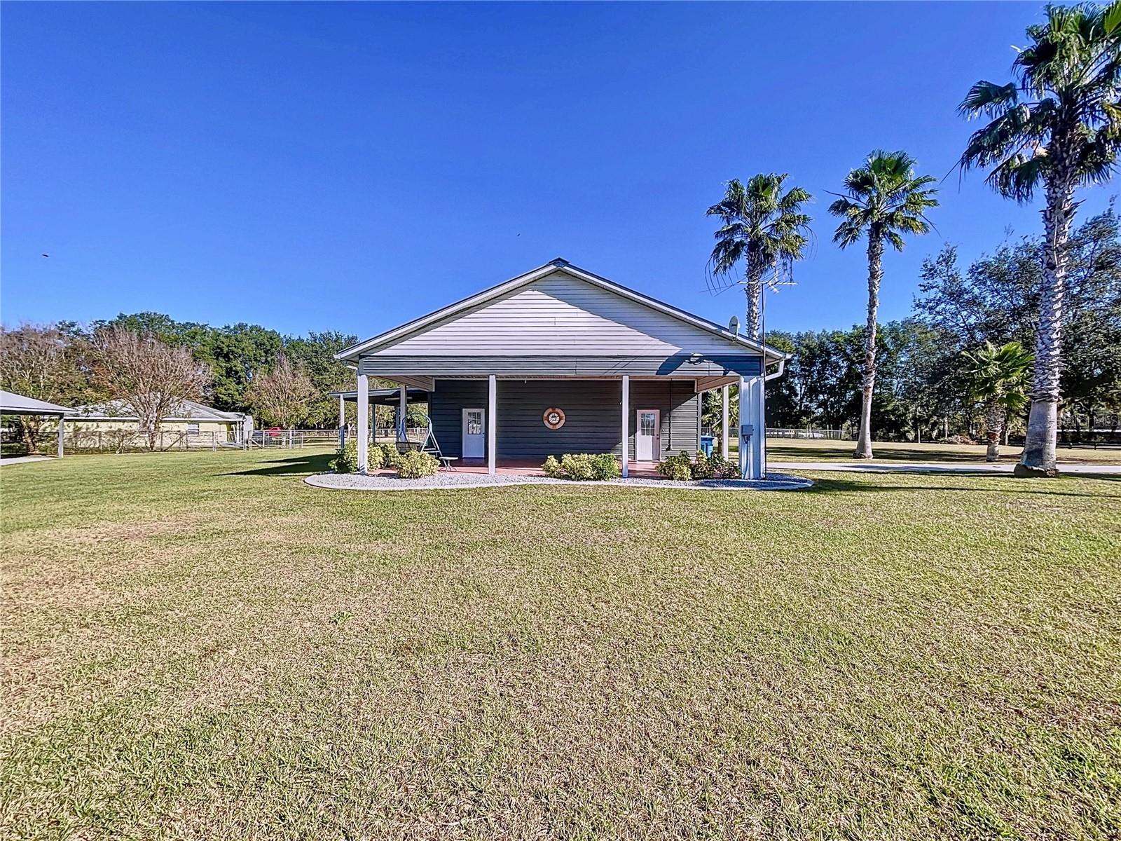 Listing photo id 87 for 25507 Hayman Road