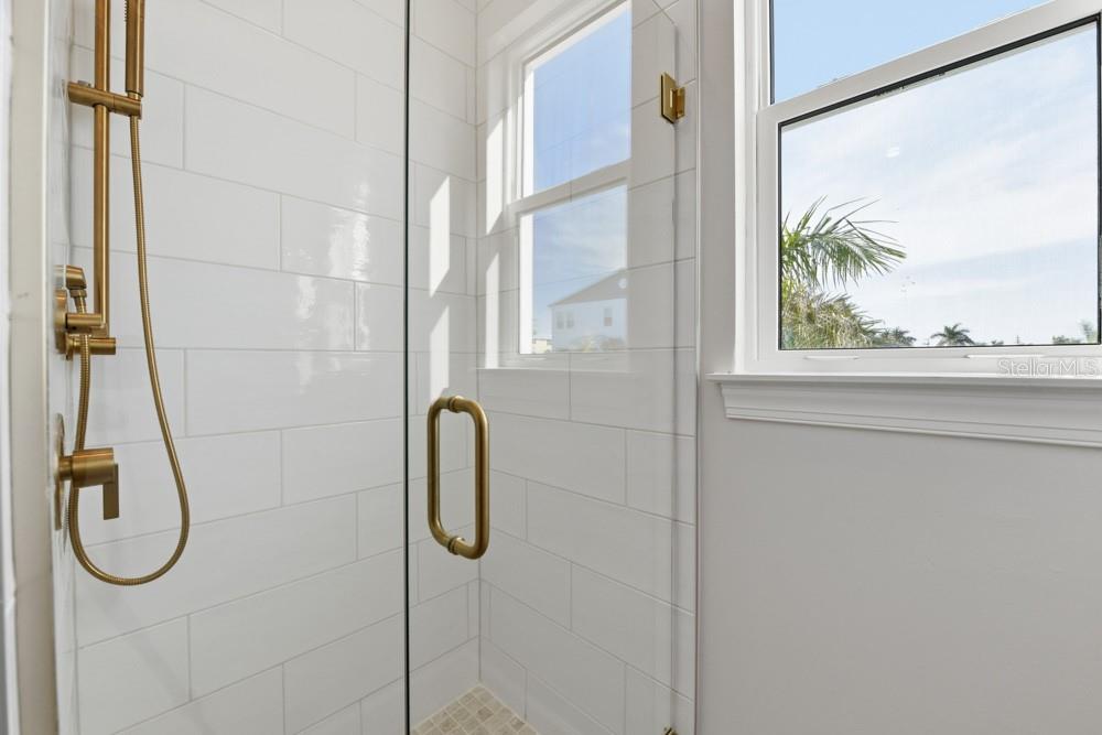 Image 23 of 51 For 1623 Sea Haven Drive 301