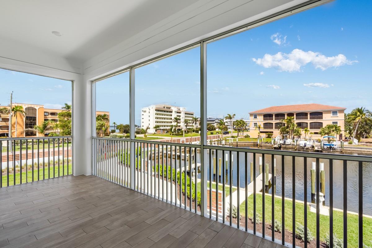 Image 39 of 51 For 1623 Sea Haven Drive 301