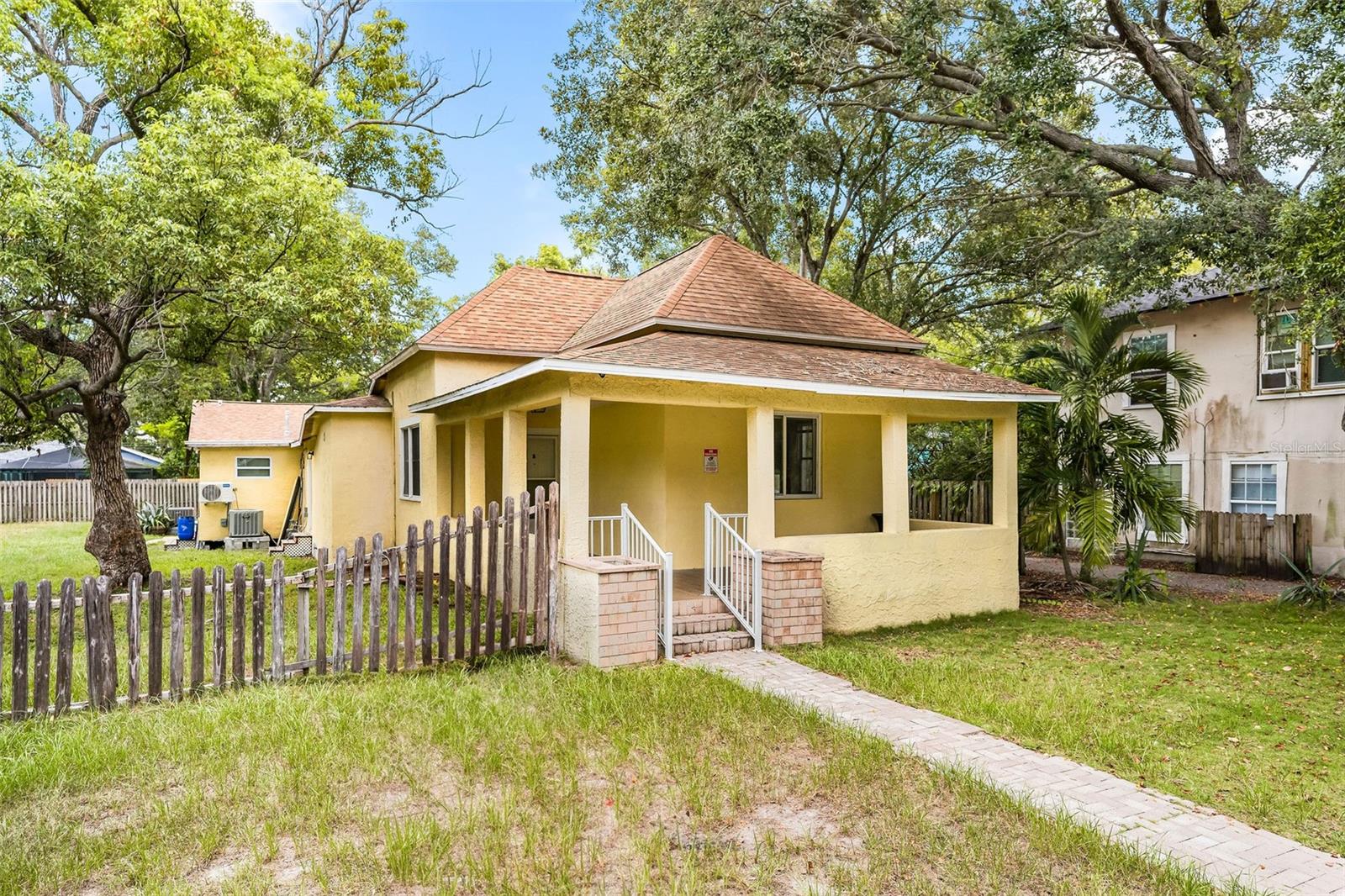 Details for 910 Jones Street, CLEARWATER, FL 33755