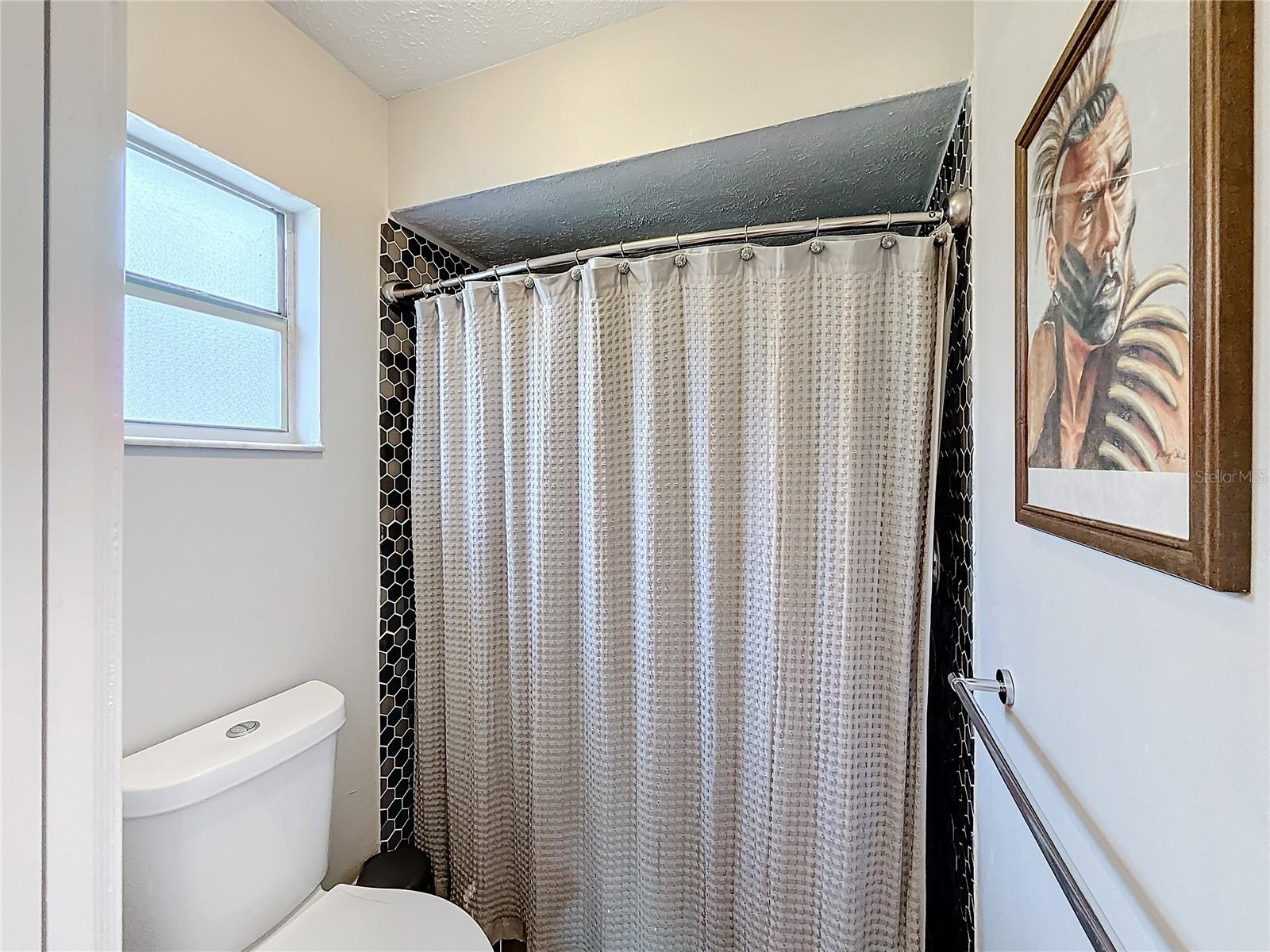 Listing photo id 27 for 2110 Clifton Drive