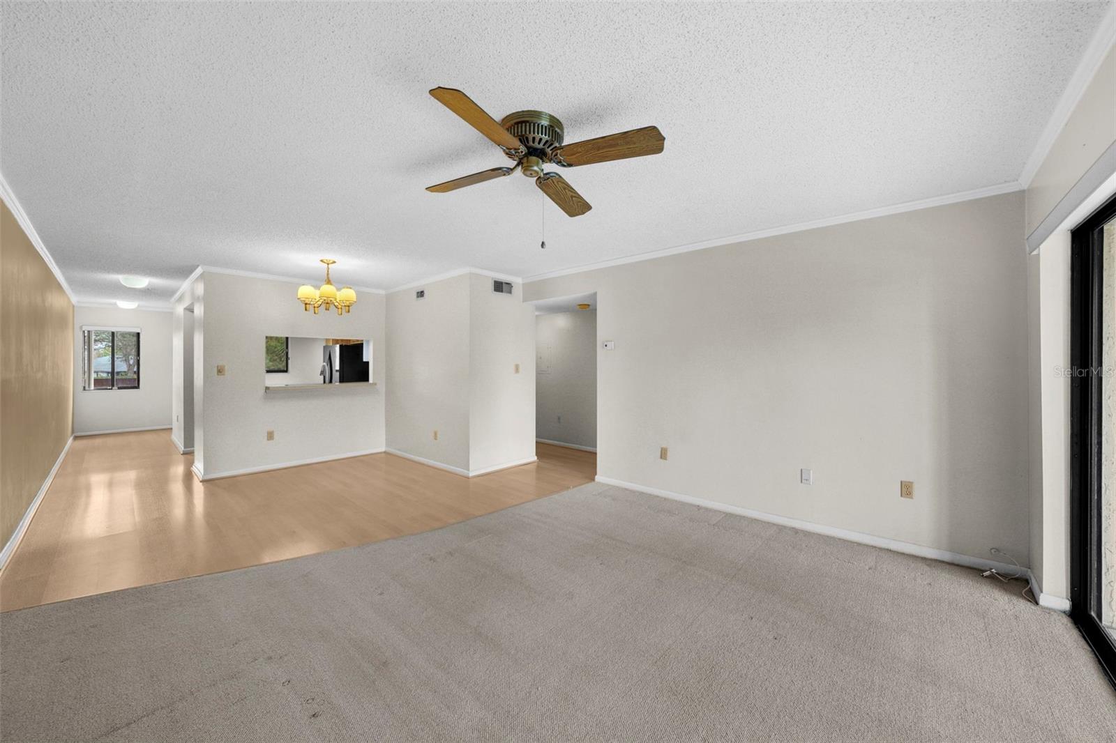 Image 12 of 40 For 2679 Sabal Springs Circle 203