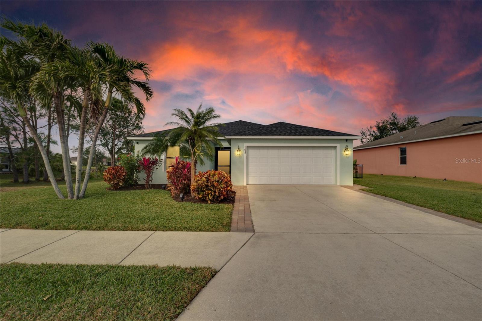 Details for 305 65th Avenue E, BRADENTON, FL 34203