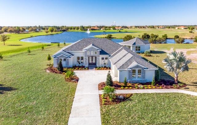 Listing photo id 1 for 5333 Lake Venice Drive