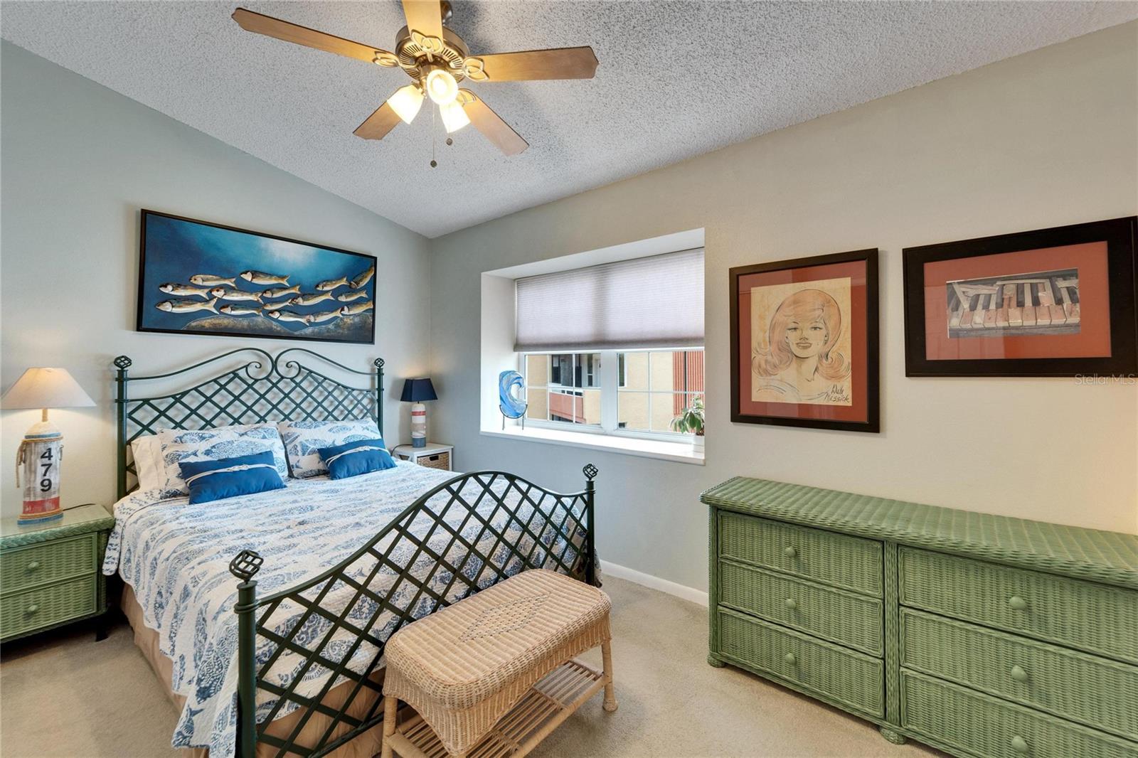 Image 41 of 65 For 17960 Gulf Boulevard 123